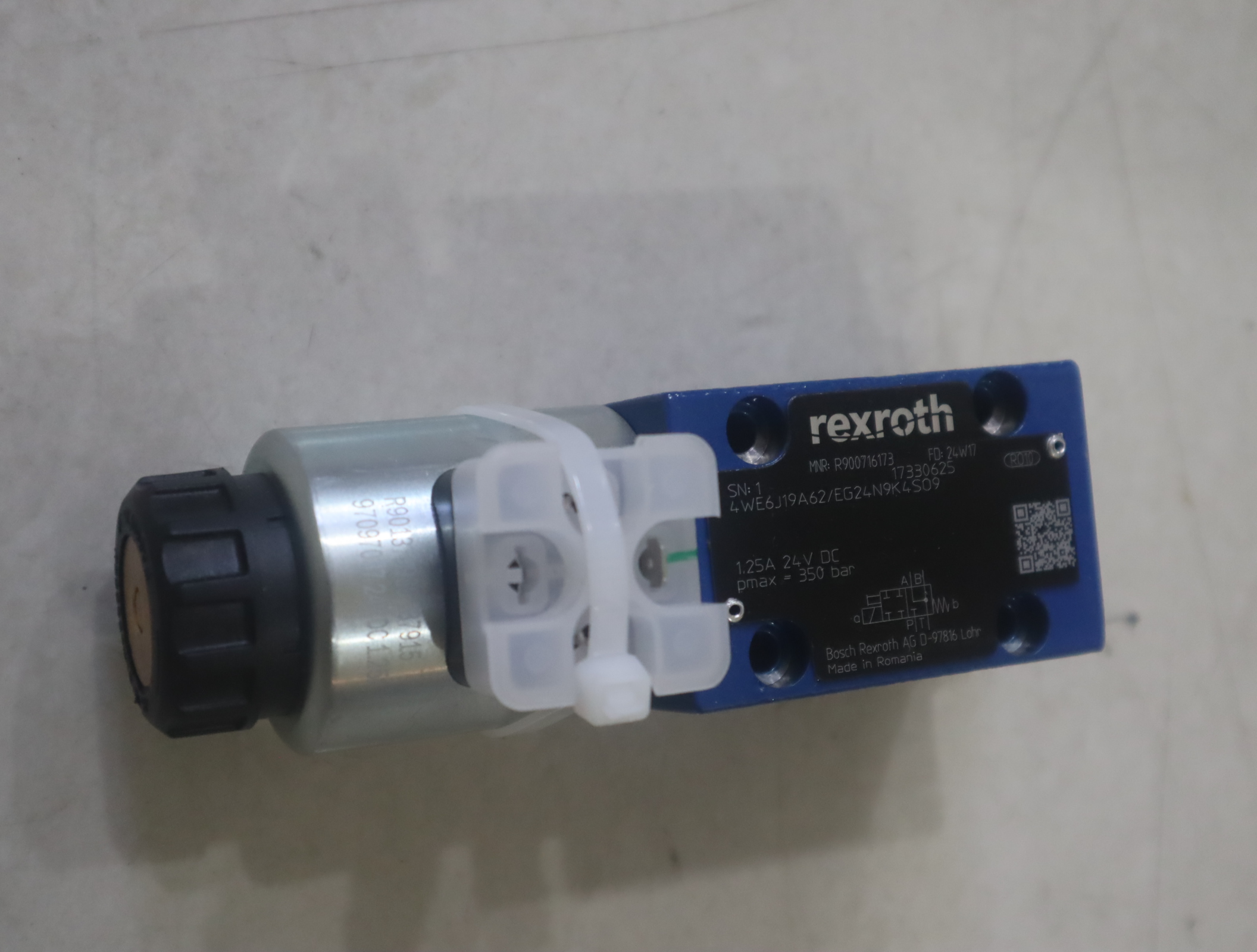 R900716173 4WE6J19A6X/EG24N9K4SO9 德国力士乐REXROTH电磁阀
