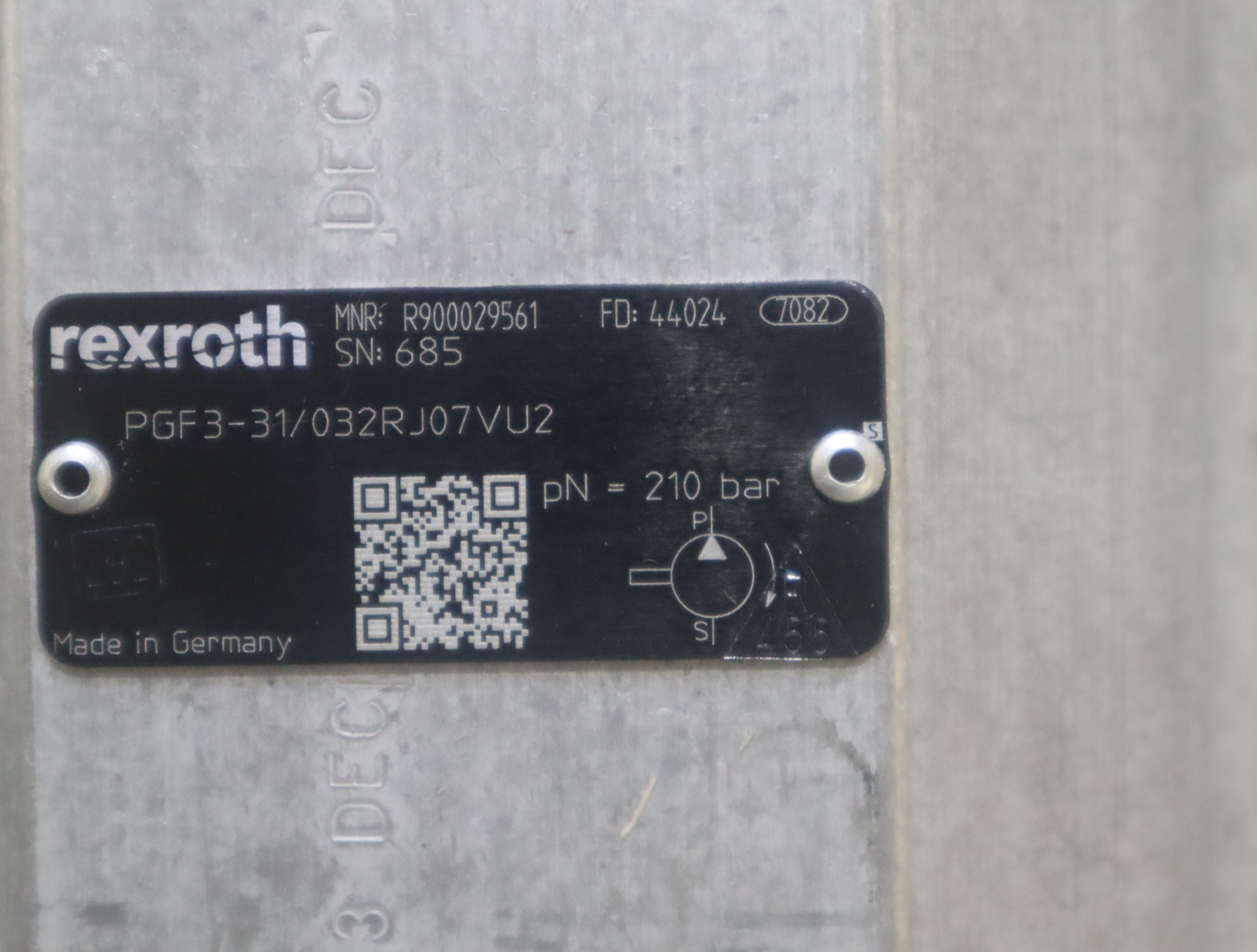 R900029561 PGF3-31/032RJ07VU2 德国力士乐REXROTH齿轮泵