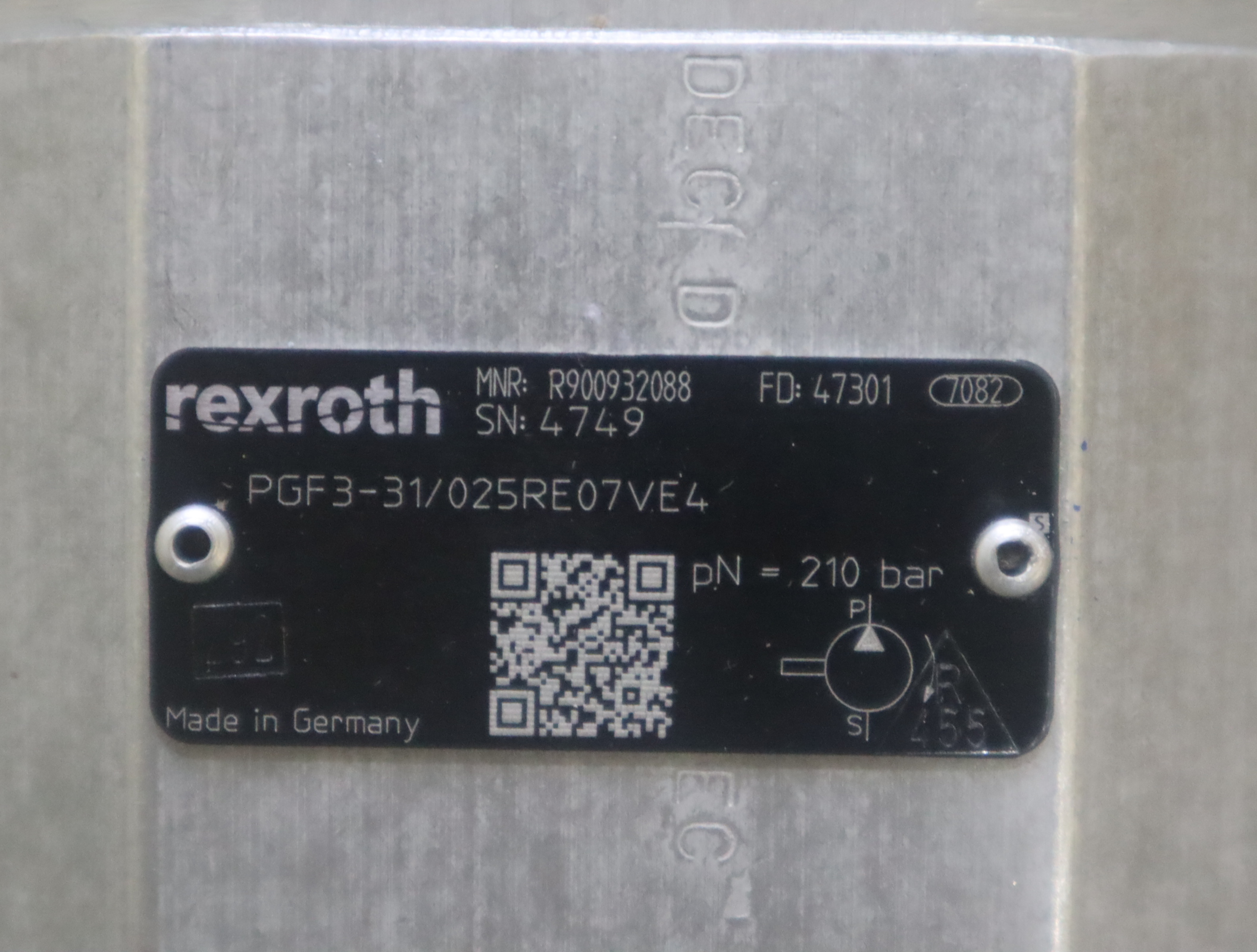 R900932088 PGF3-31/025RE07VE4 德国力士乐REXROTH齿轮泵