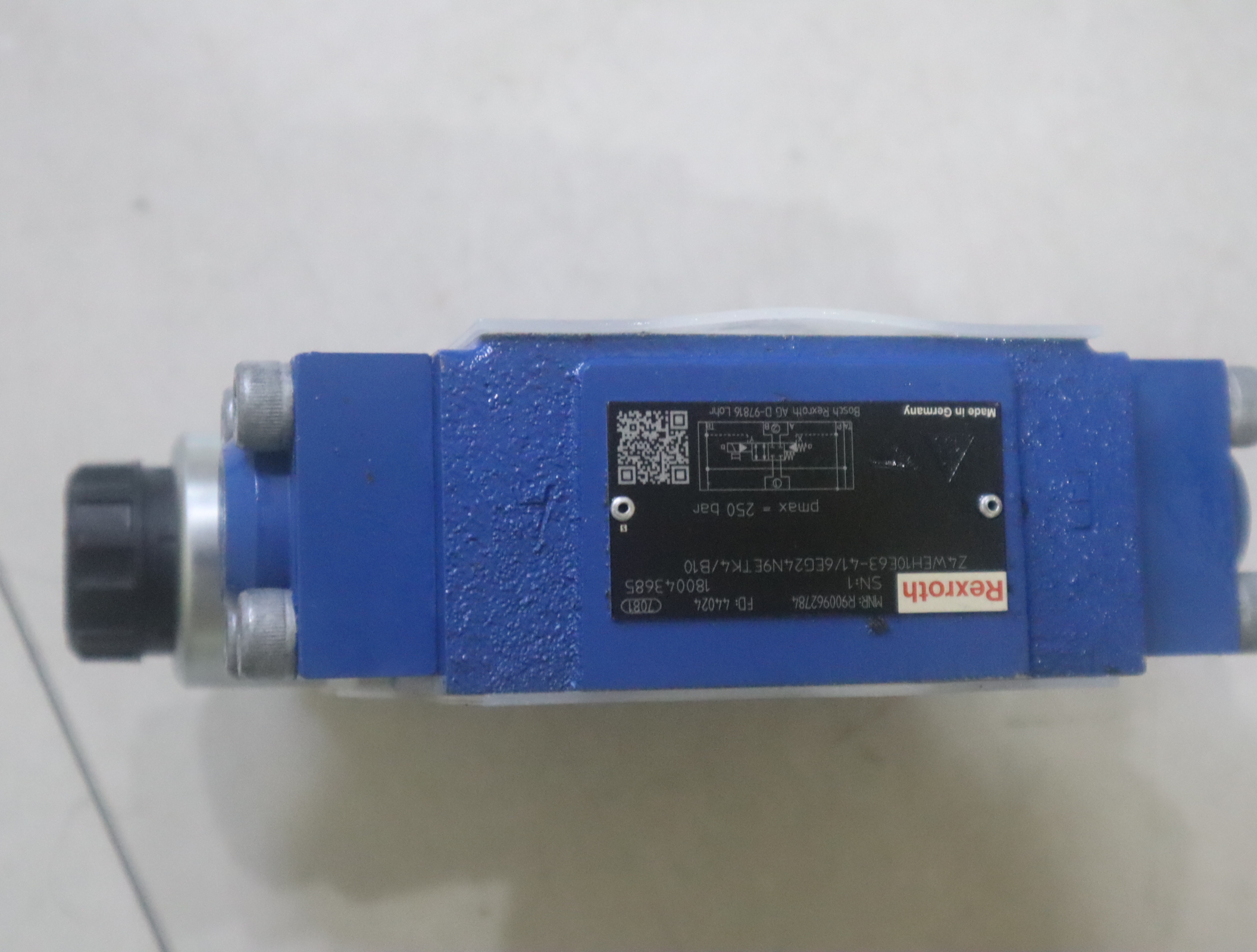 R900962784 Z4WEH10E63-41/6EG24N9ETK4/B10 力士乐REXROTH阀