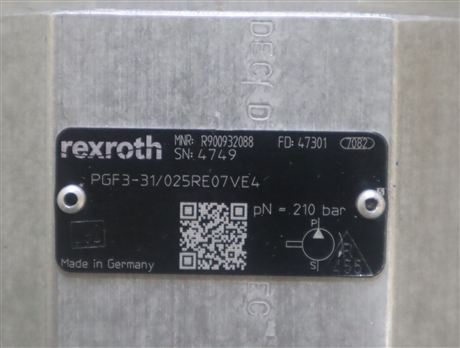 R900932088 PGF3-3X/025RE07VE4 德国力士乐REXROTH齿轮泵