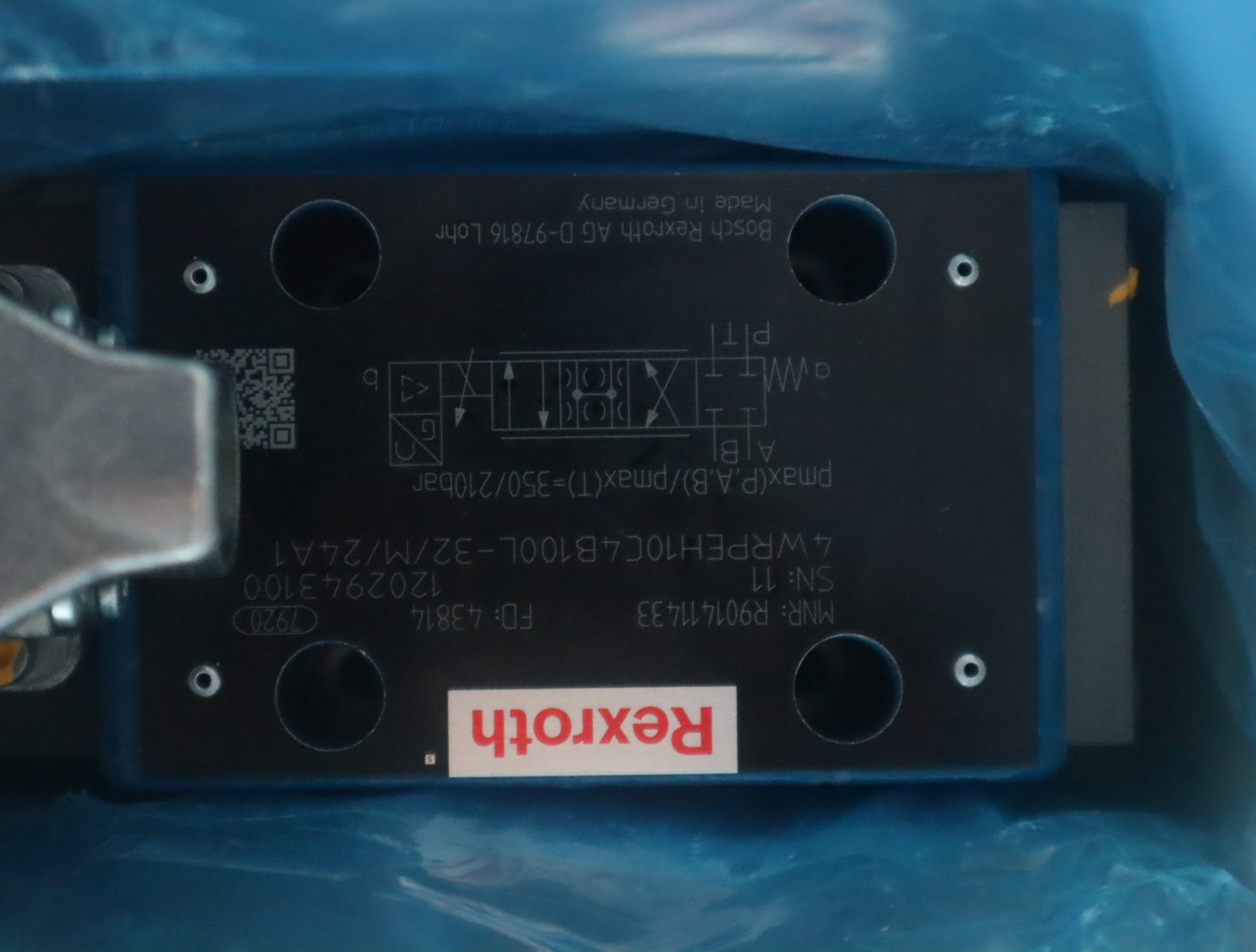 R901411433 4WRPEH10C4B100L-3X/M/24A1 德国力士乐REXROTH阀