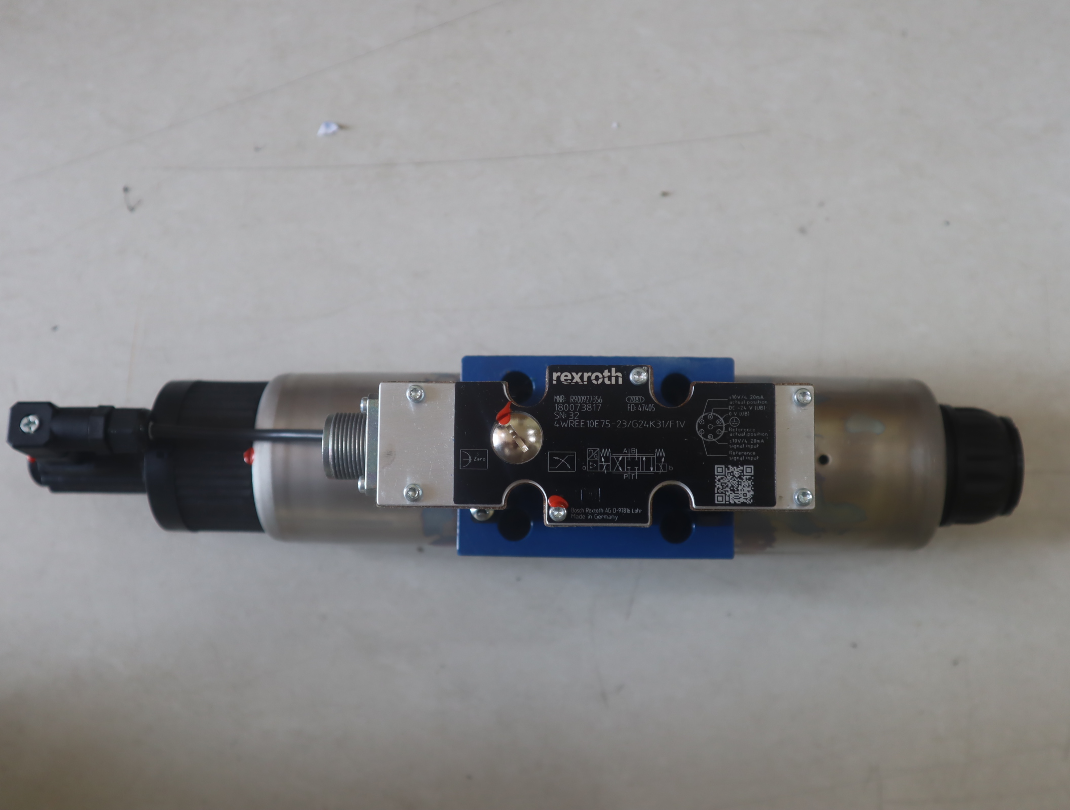 R900927356 4WREE10E75-21/G24K31/F1V 力士乐REXROTH比例阀