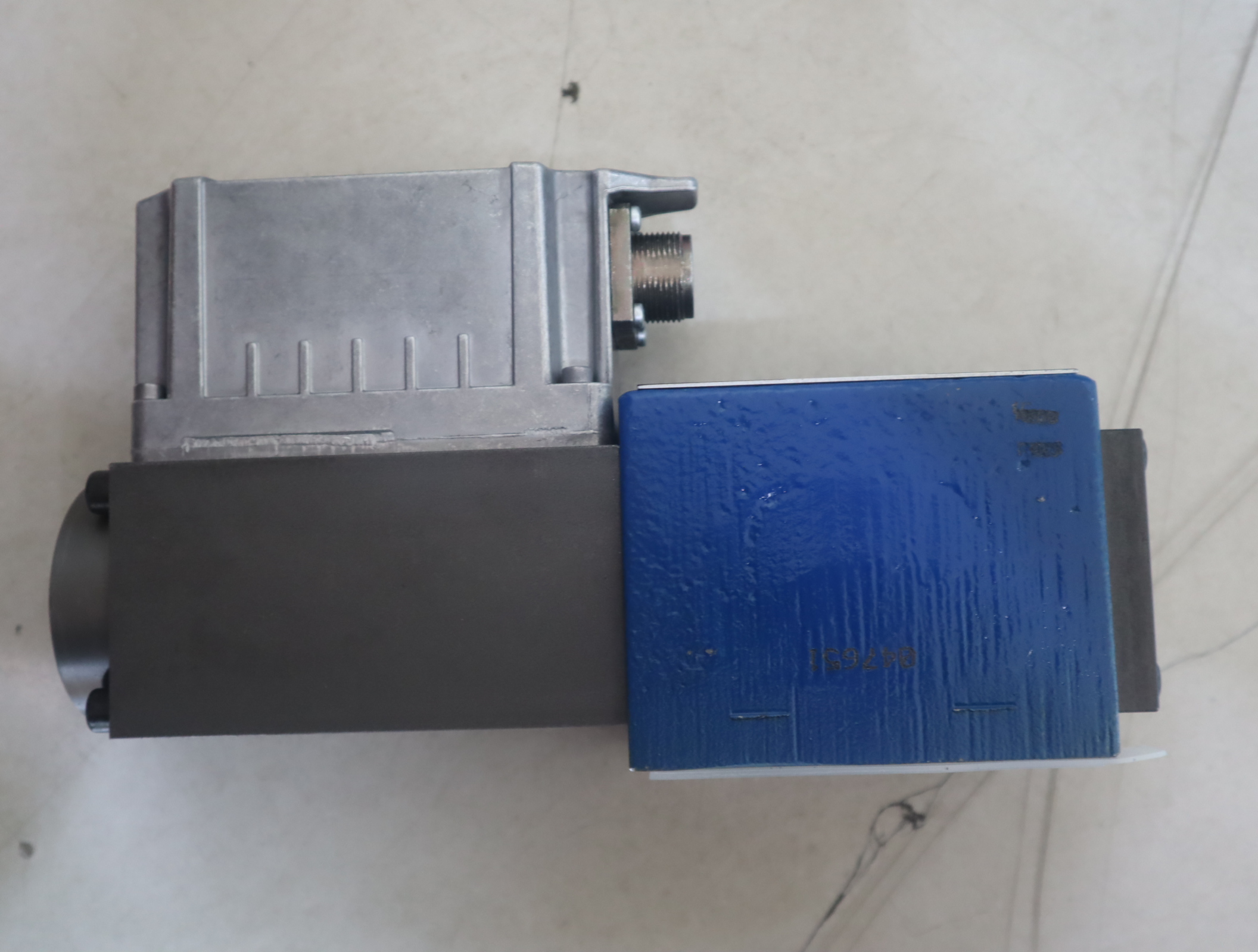 R901494254 4WRPEH10C4B50L-32/M/24A1 力士乐REXROTH比例阀