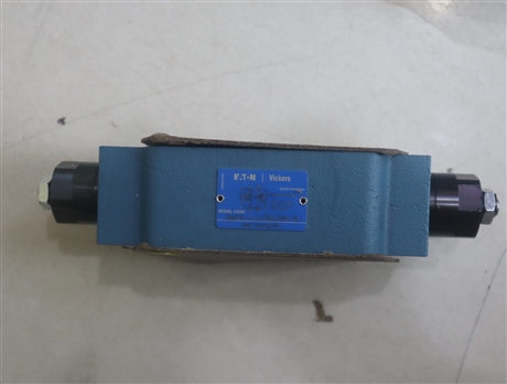 DGMFN-7-Y-A2W-B2W-30 02-413078 威格士VICKERS伊顿EATON节流阀