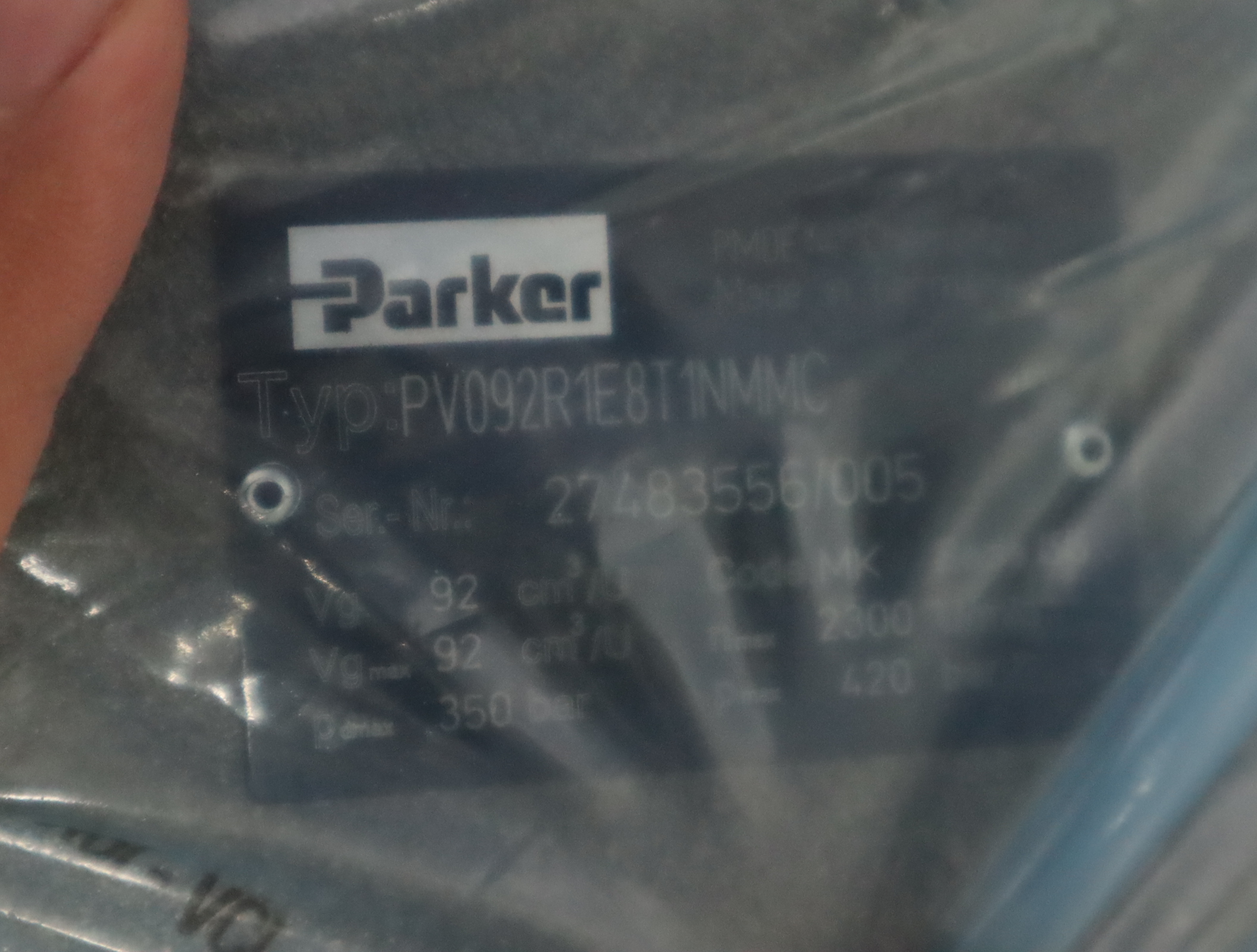 PV092R1E8T1NMMC 美国派克PARKER柱塞泵PV092R1E8T1NMMC