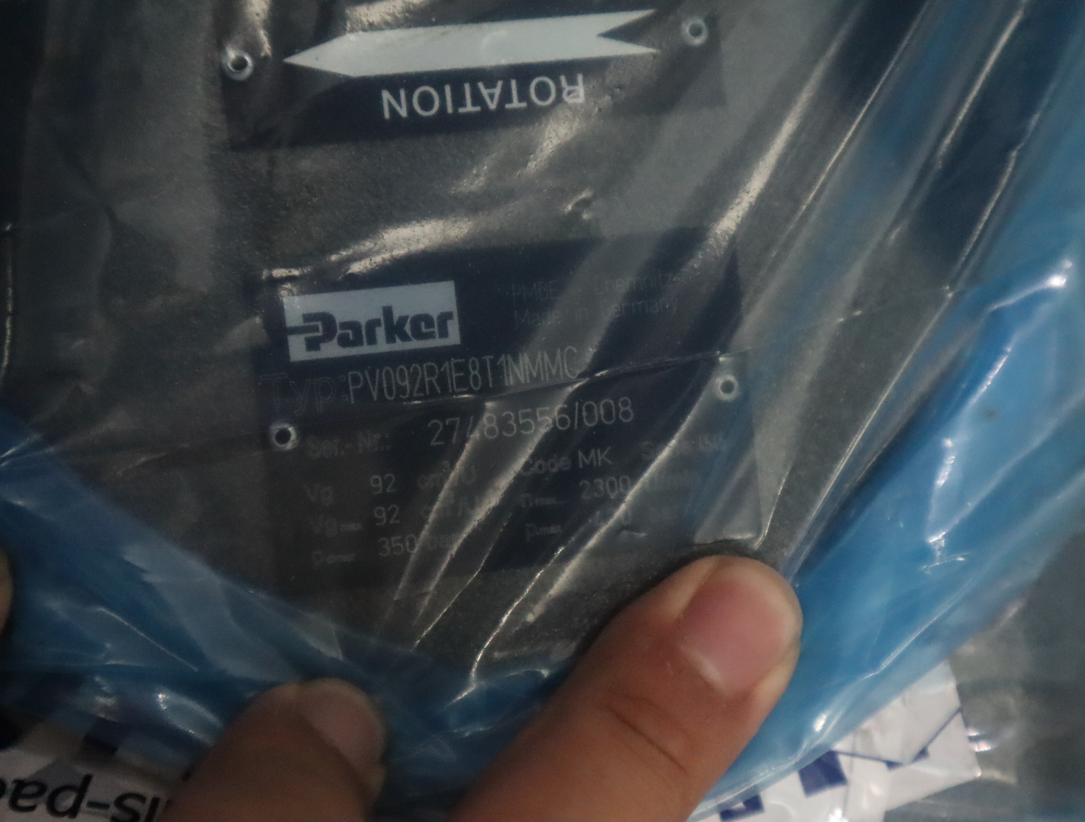 PV092R1E8T1NMMC 美国派克PARKER柱塞泵PV092R1E8T1NMMC