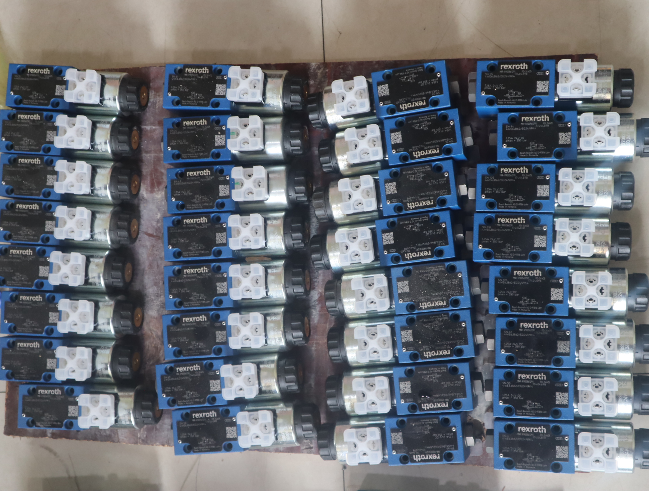 R900561291 4WE6JB62/EG24N9K4 力士乐REXROTH阀