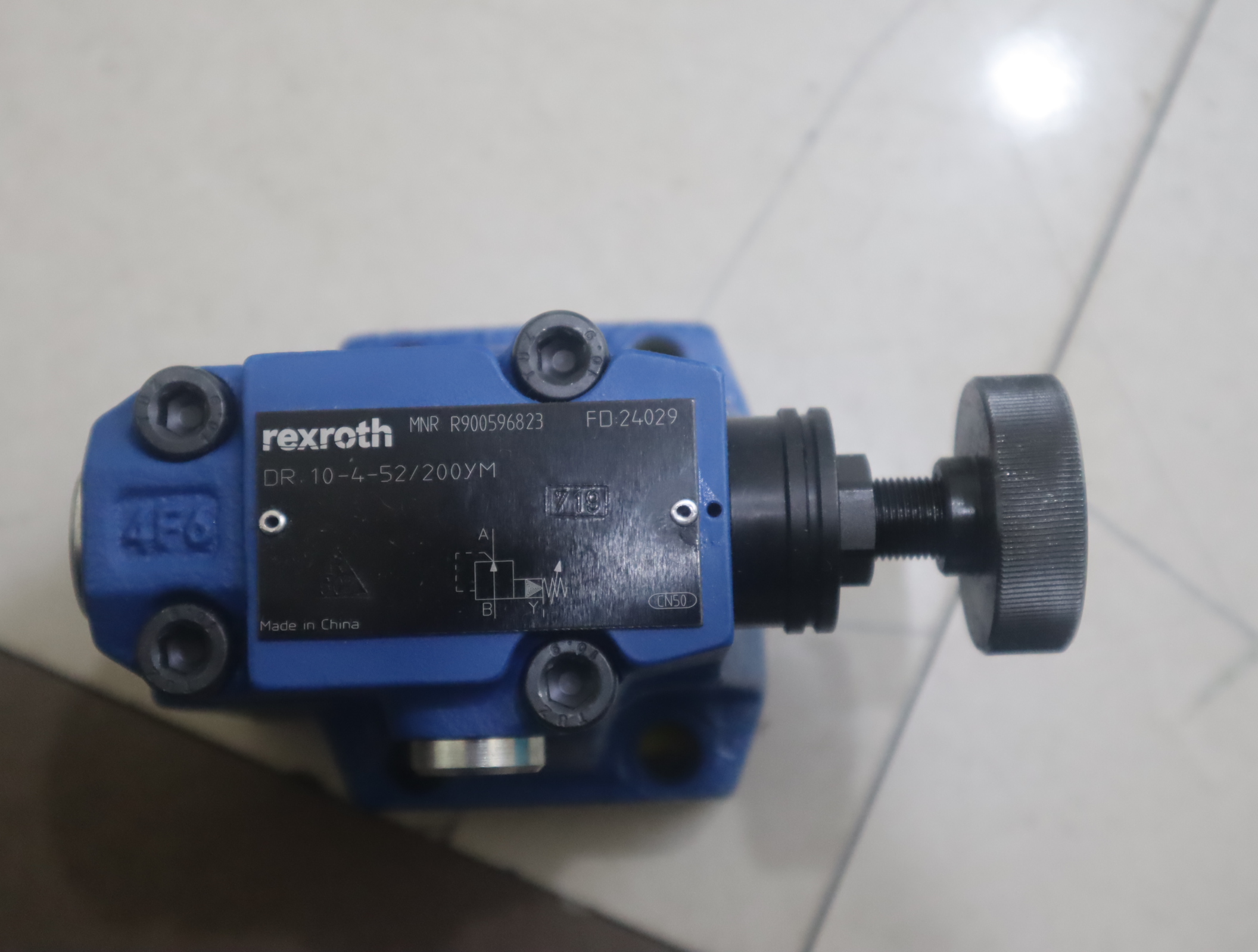 R900596823 DR10-4-53/200YM DR10-4-54/200YM 力士乐REXROTH阀