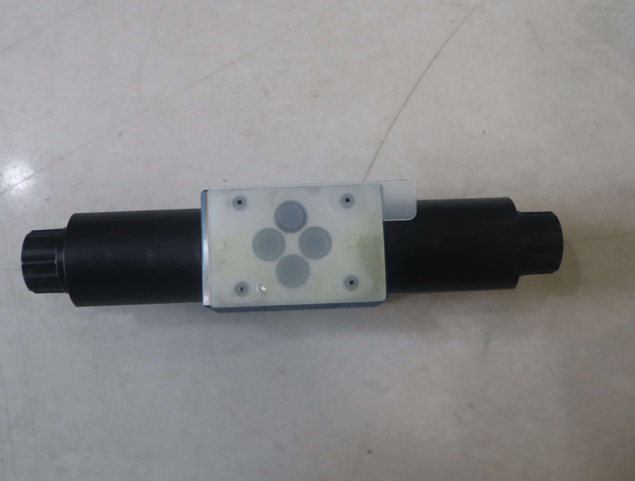 R901087087 4WE6E70/HG24N9K4 德国力士乐REXROTH电磁阀