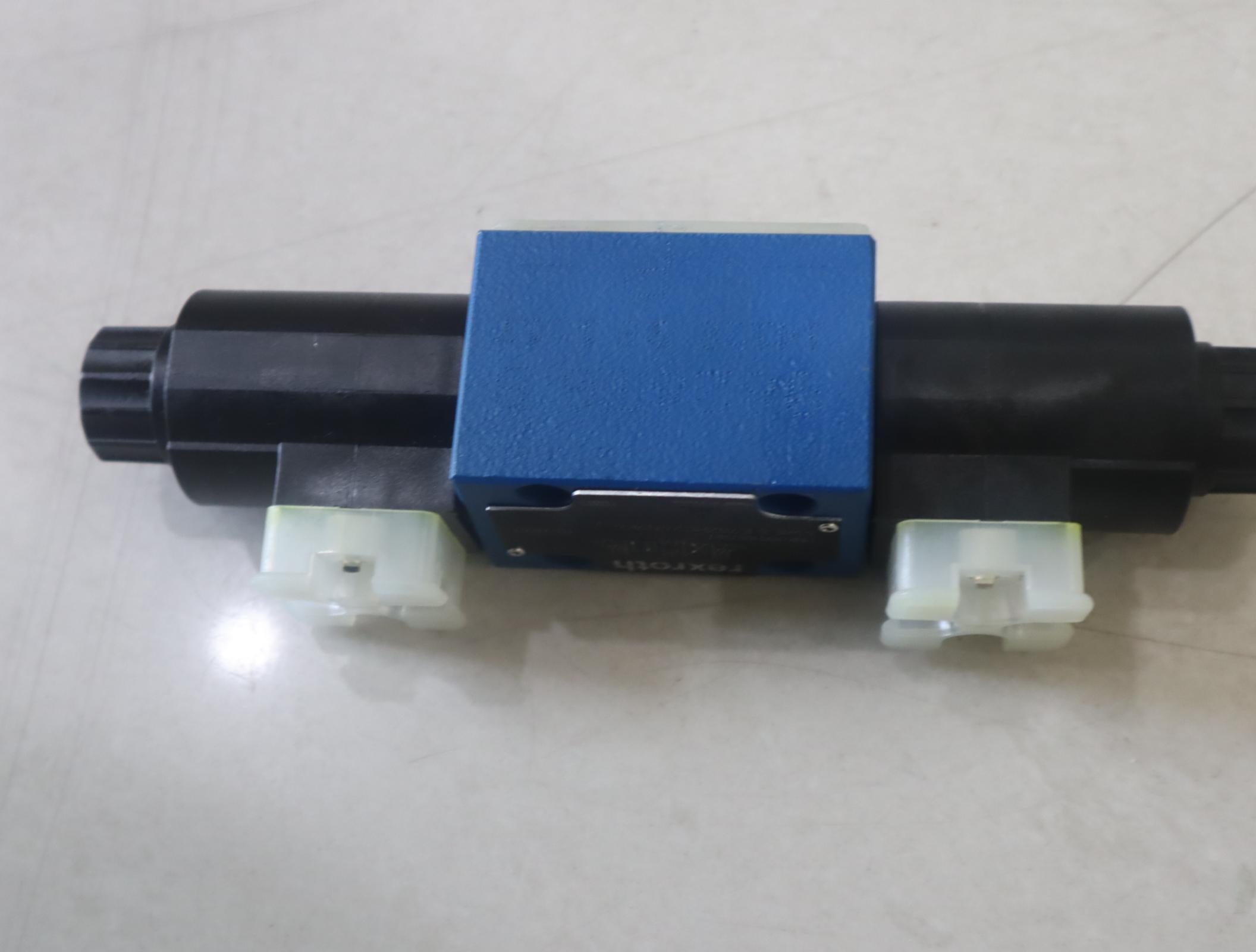 R901087087 4WE6E70/HG24N9K4 德国力士乐REXROTH电磁阀