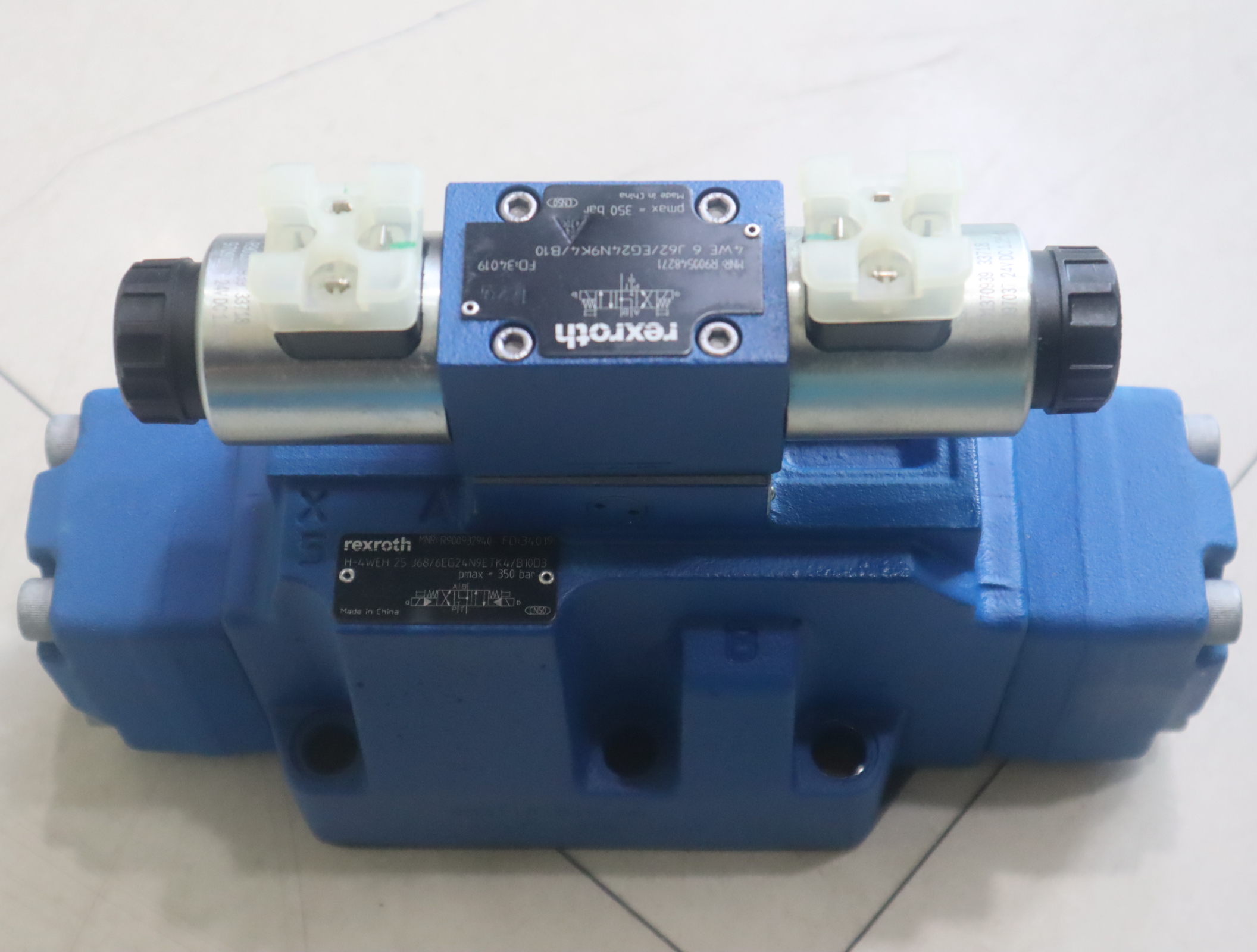 H-4WEH25J68/6EG24N9ETK4/B10D3 R900932940 力士乐REXROTH