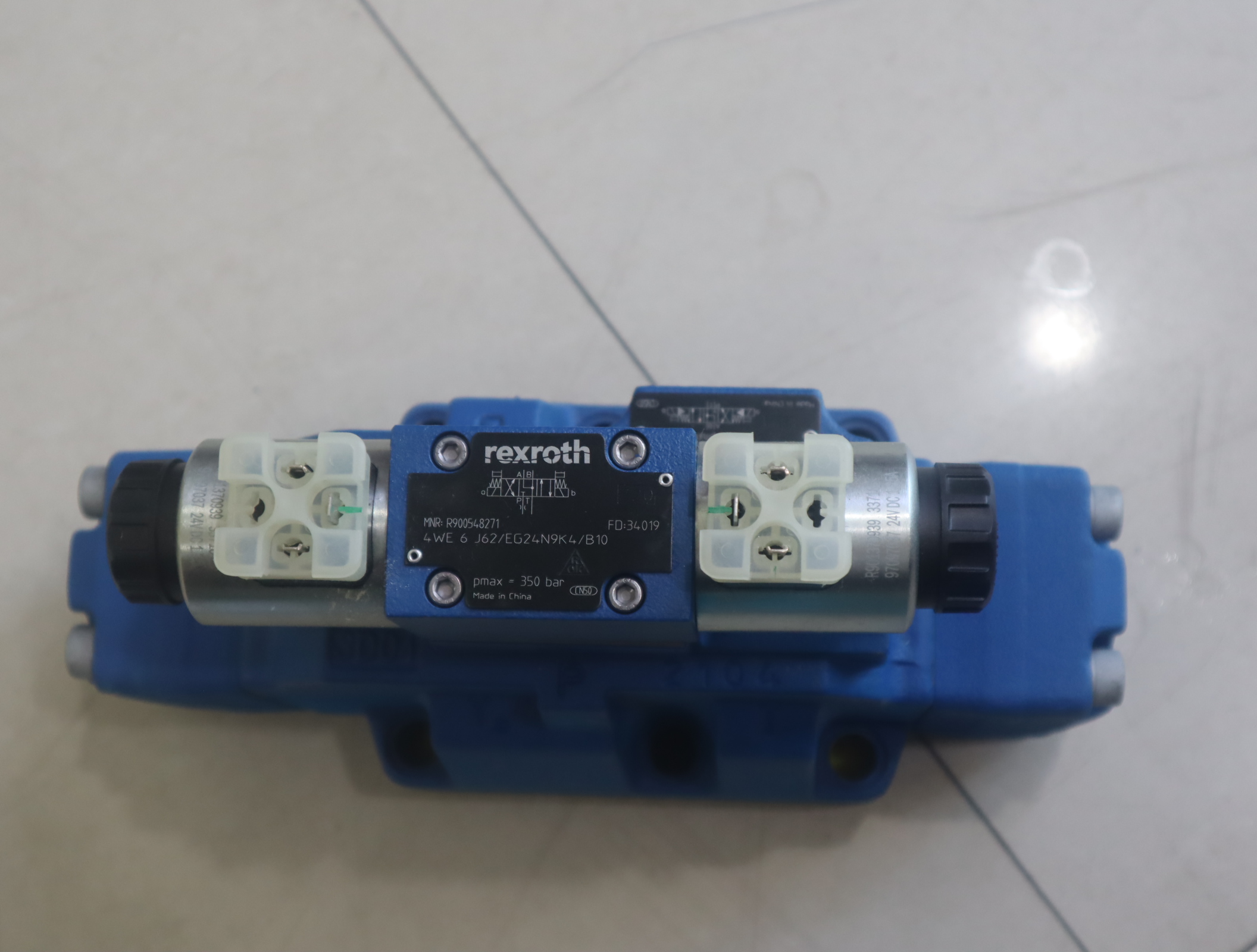 H-4WEH25J68/6EG24N9ETK4/B10D3 R900932940 力士乐REXROTH