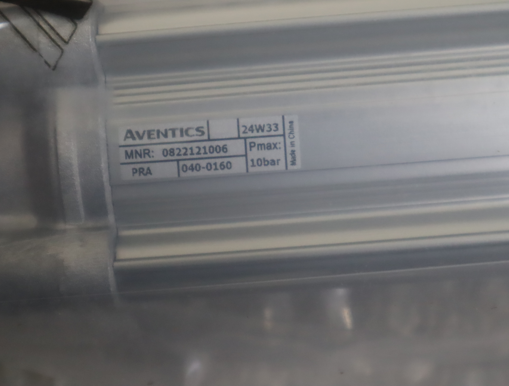 0822121006 040-0160 德国安沃驰AVENTICS气缸0822121006