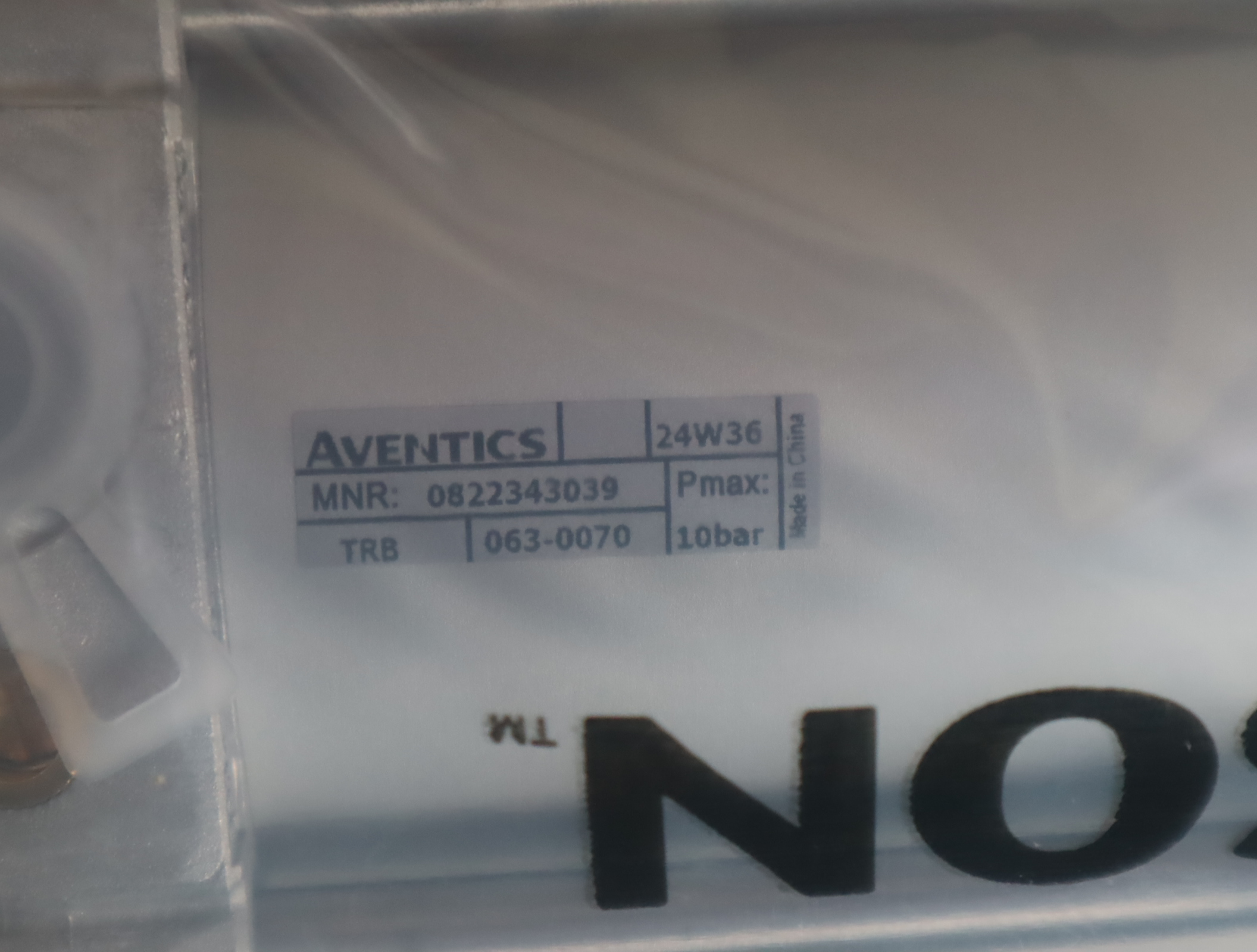 0822343039 063-0070 德国安沃驰AVENTICS气缸0822343039