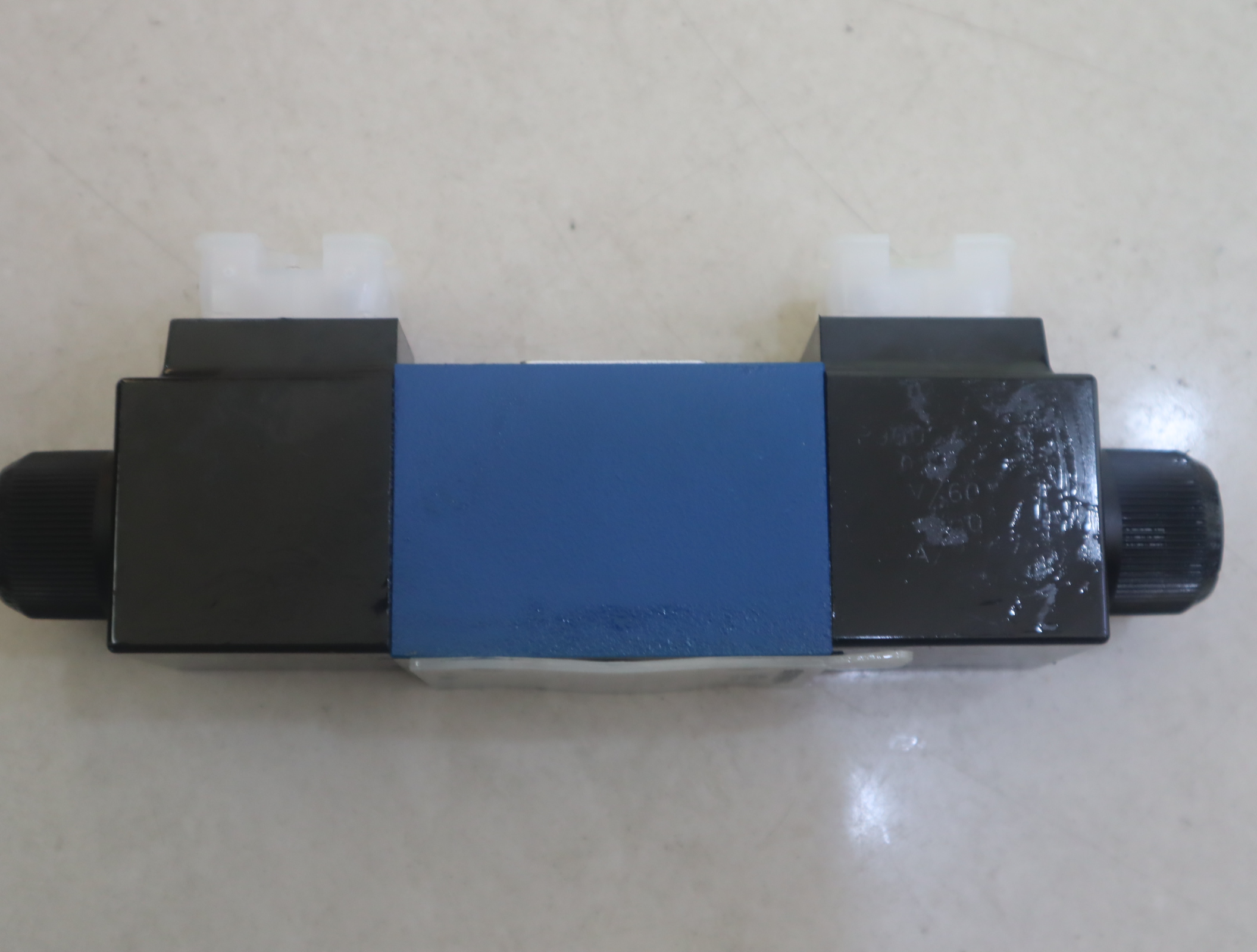 R900911762 4WE6J62/EW230N9K4 力士乐REXROTH电磁阀