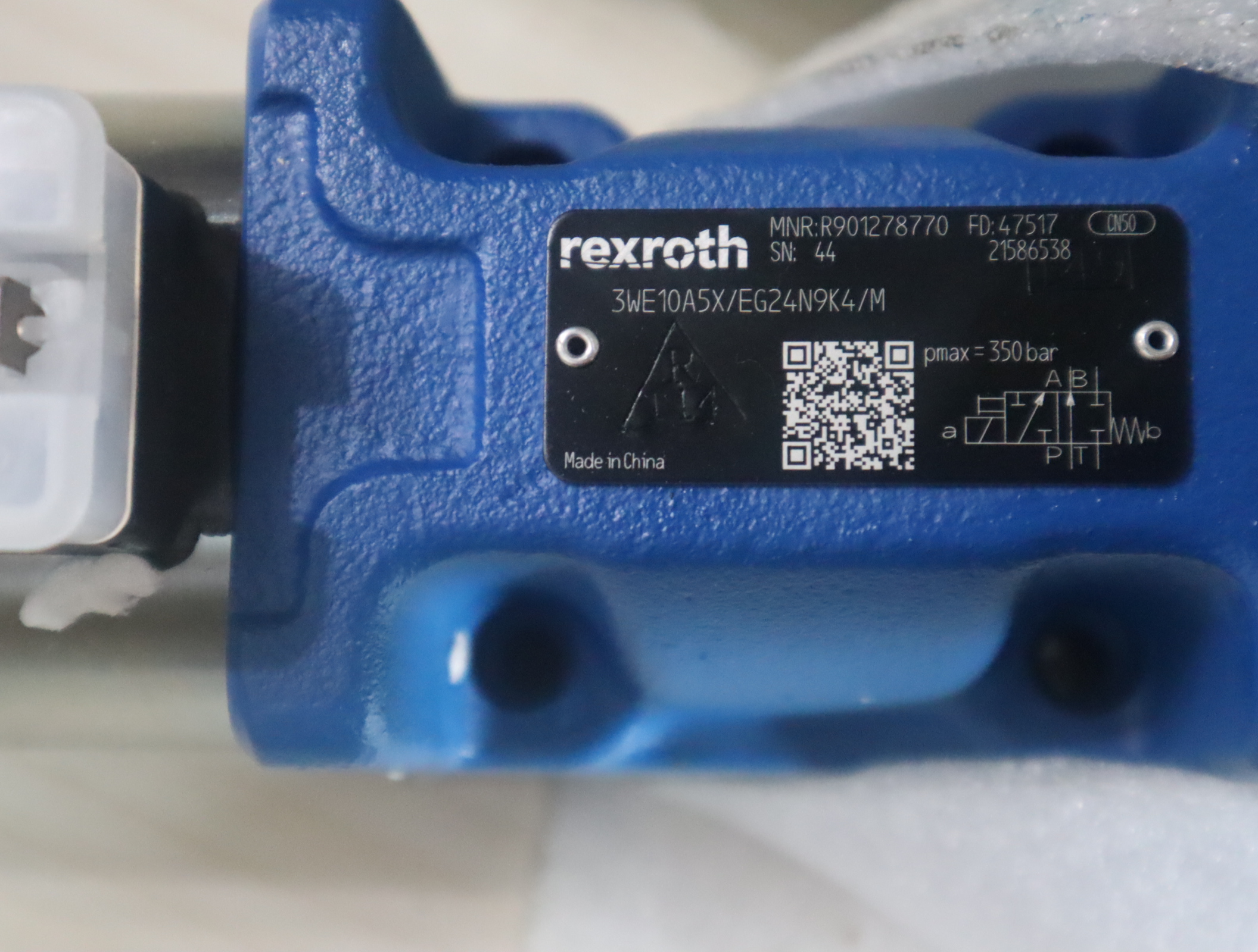 R901278770 3WE10A51/EG24N9K4/M 德国力士乐REXROTH电磁阀