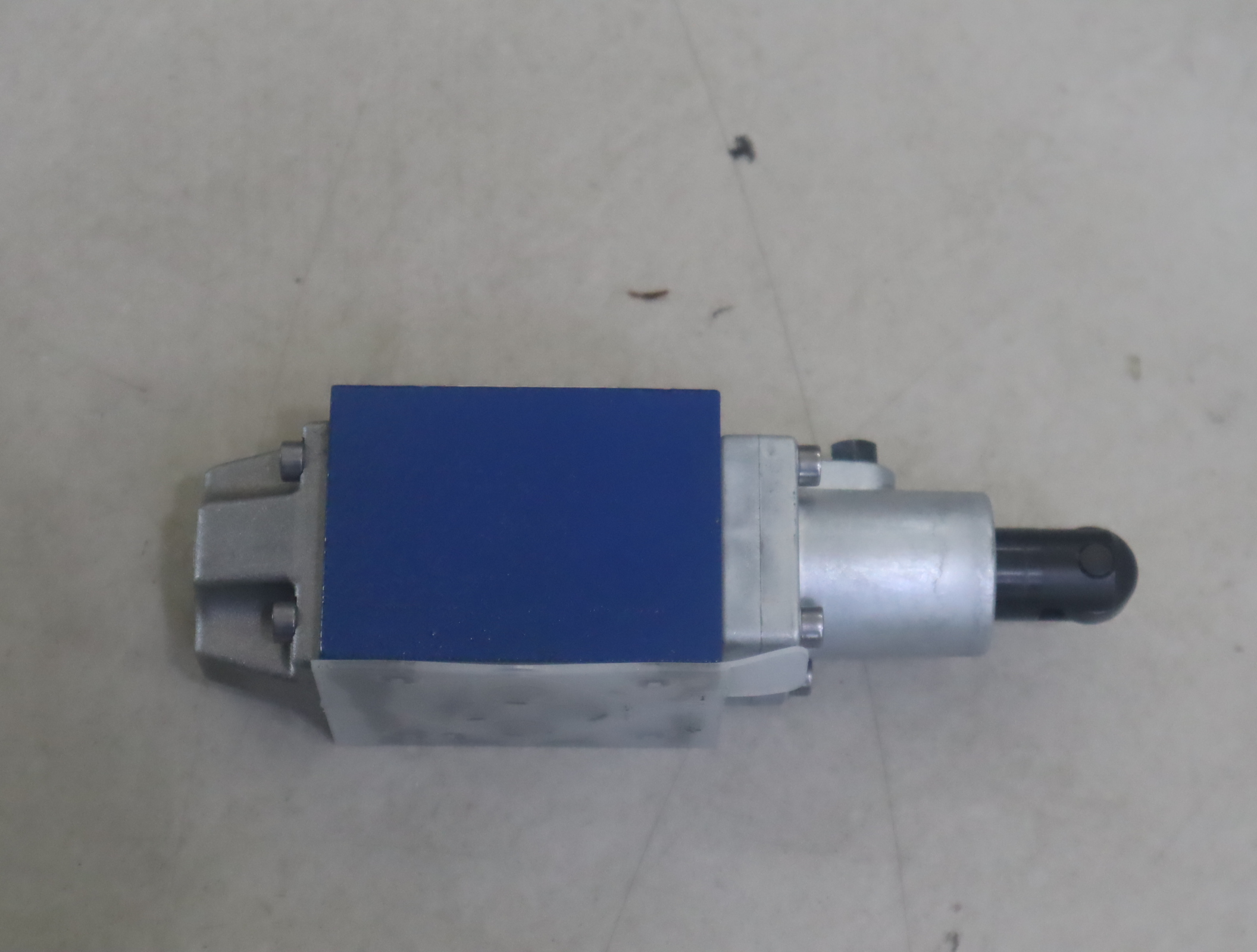 R900403521 4WMU6C54/ 4WMU6C5X/ 德国力士乐REXROTH气控阀