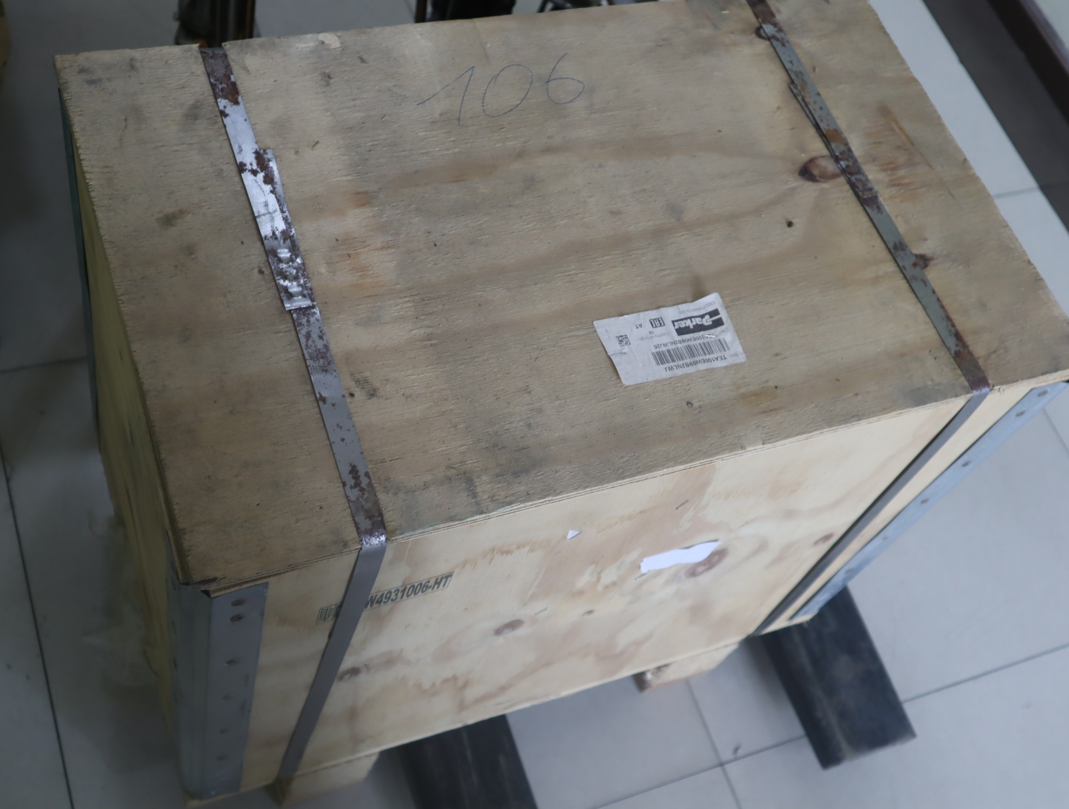  美国派克PARKER比例插装阀TEA100EW09B2NLWJ TEA100EW09B2NLWJ25