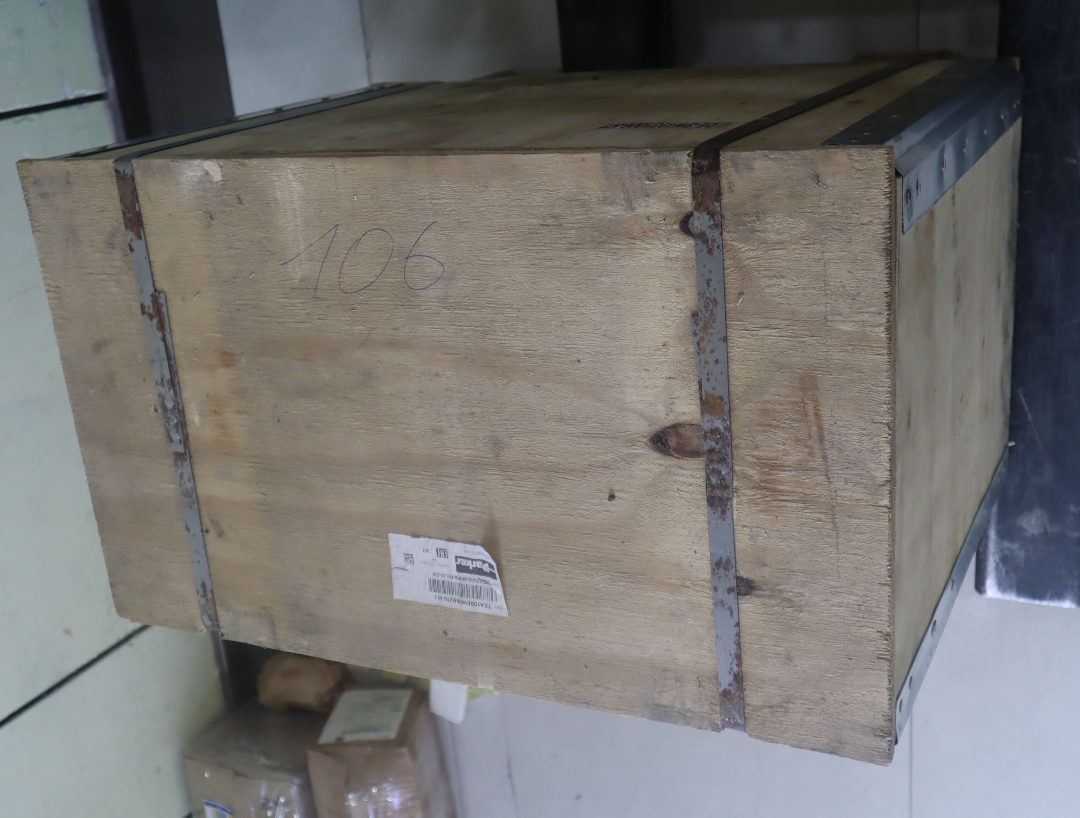  美国派克PARKER比例插装阀TEA100EW09B2NLWJ TEA100EW09B2NLWJ25