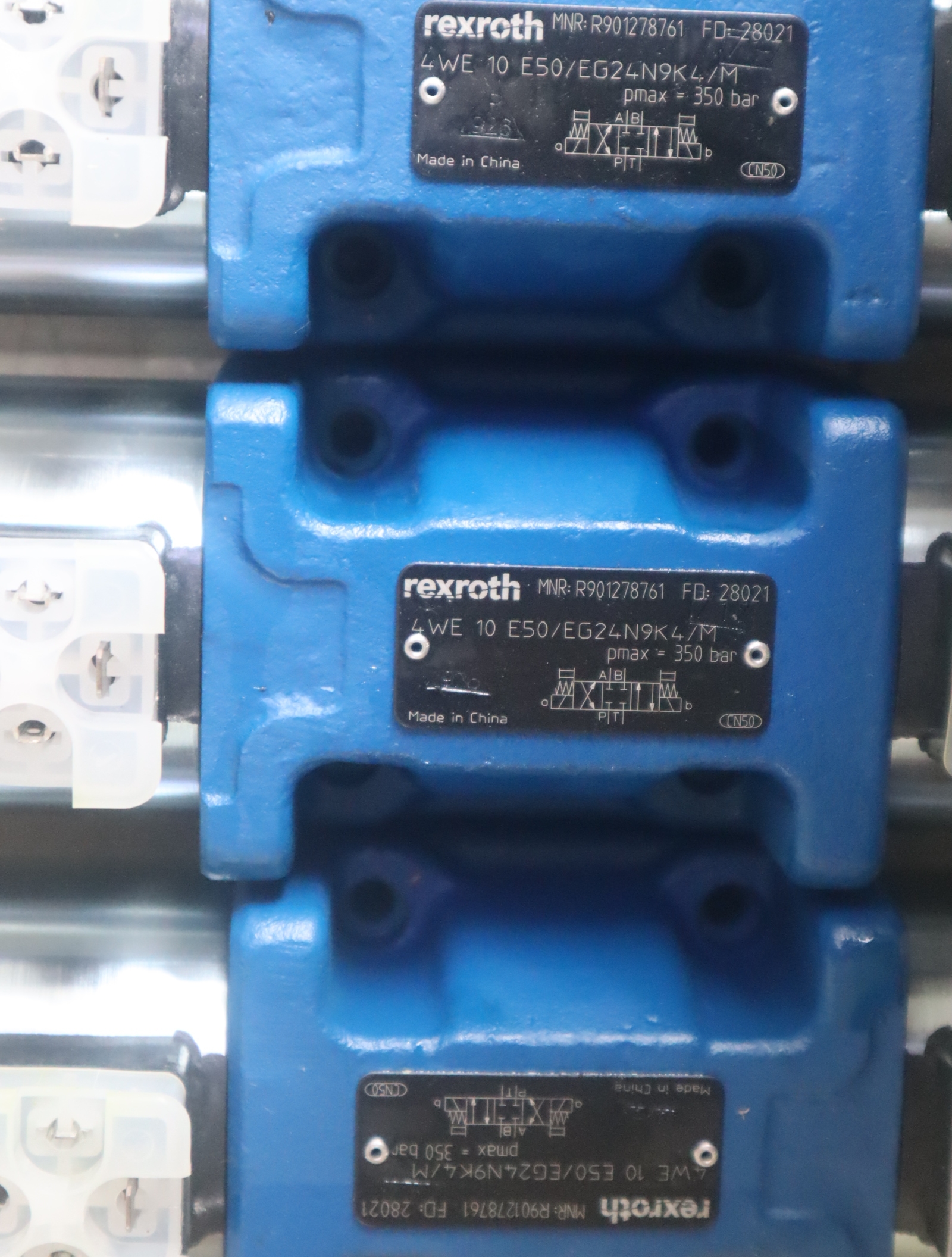 R901278761 4WE10E5X/EG24N9K4/M 力士乐REXROTH阀