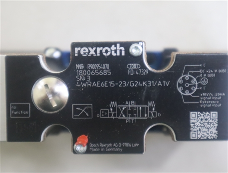 R900954070 4WRAE6E15-21/G24K31/A1V 德国力士乐REXROTH比例阀