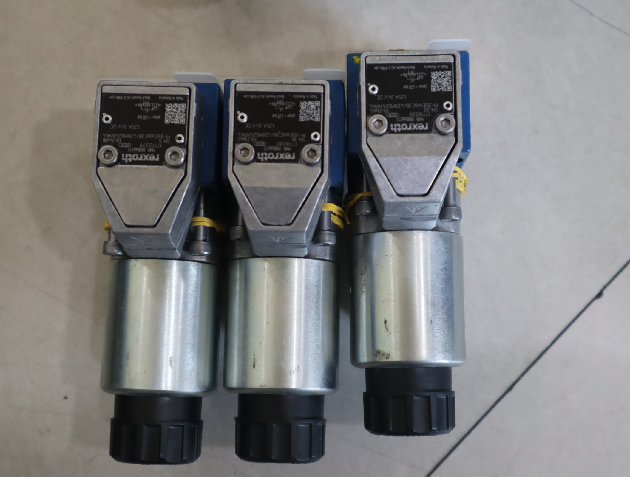 M-3SEW6C38/420MG24N9K4 R900566273 德国力士乐REXROTH电磁球阀