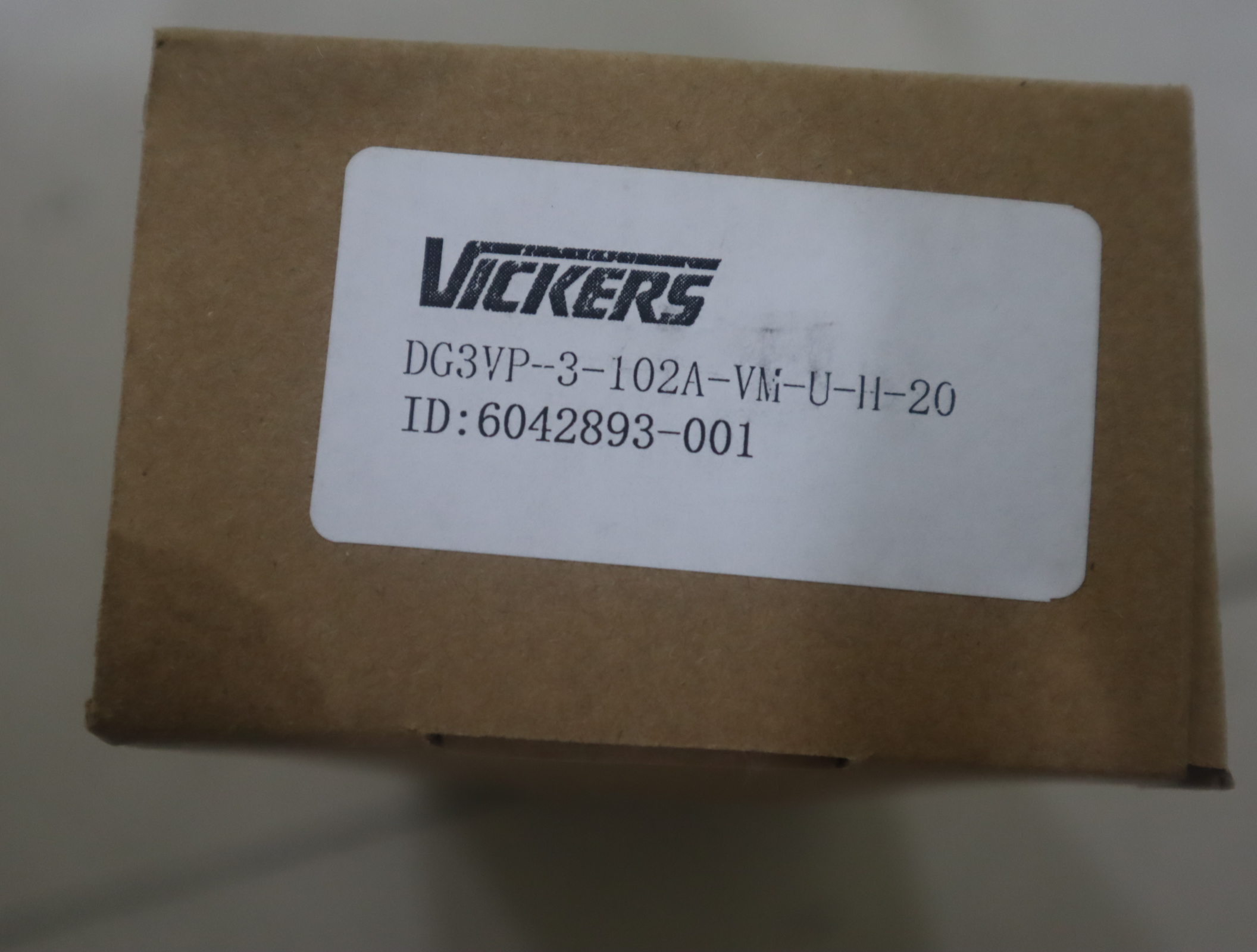 DG3VP-3-102A-VM-U-H-20 6042893-001 美国威格士VICKERS电磁阀