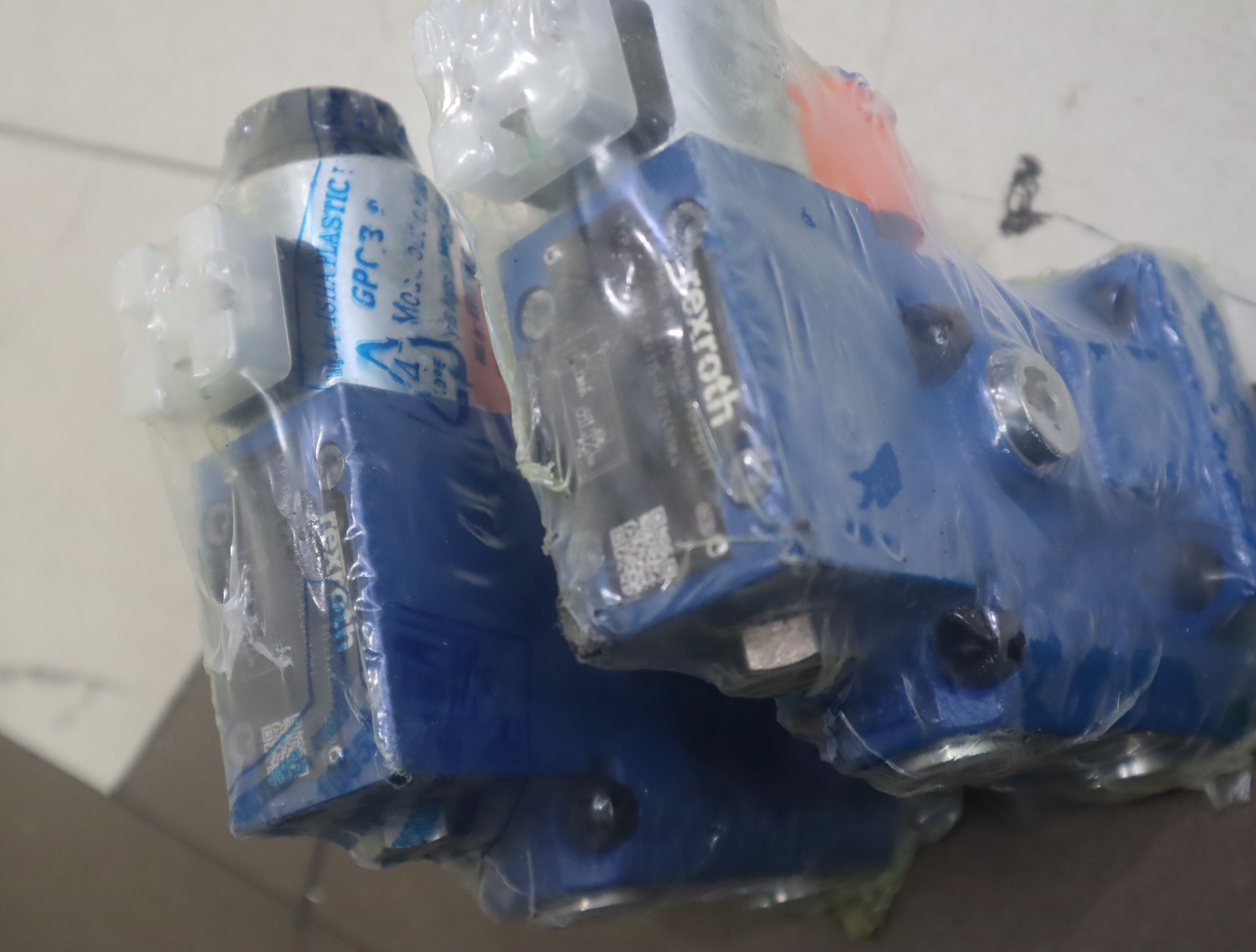 DBW10B2-52/315-6EG24N9K4 R900906285 德国力士乐REXROTH溢流阀