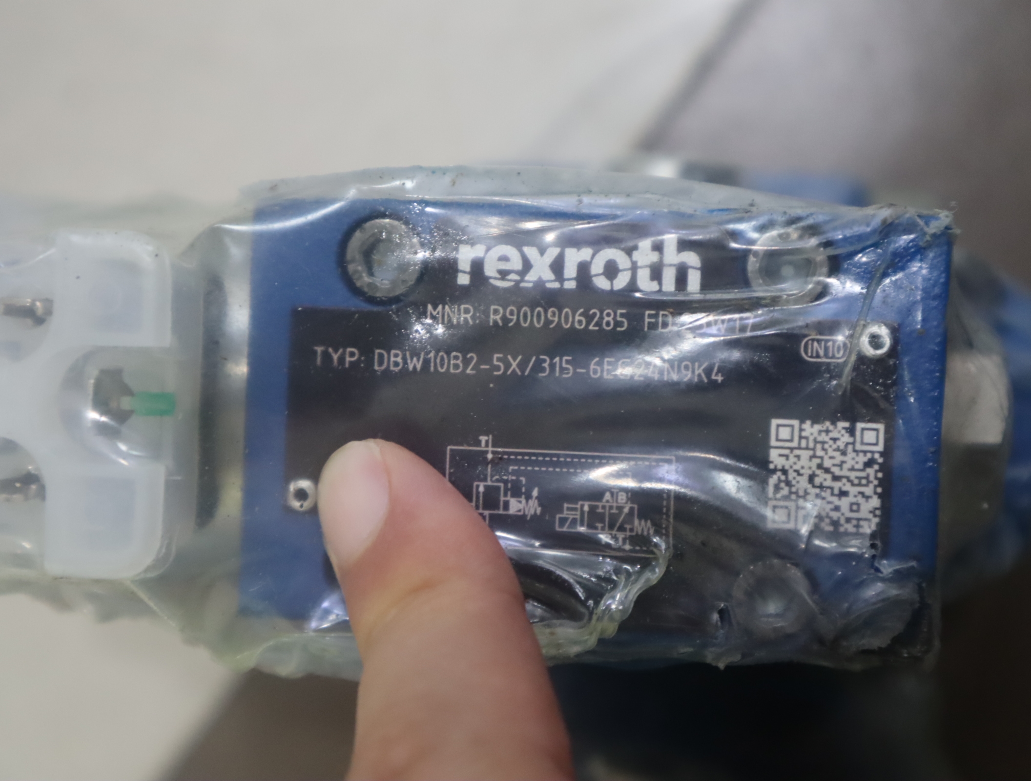 DBW10B2-52/315-6EG24N9K4 R900906285 德国力士乐REXROTH溢流阀