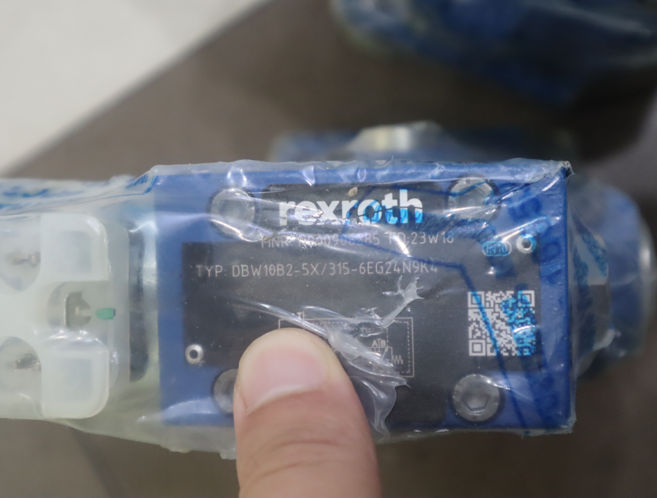 DBW10B2-52/315-6EG24N9K4 R900906285 德国力士乐REXROTH溢流阀