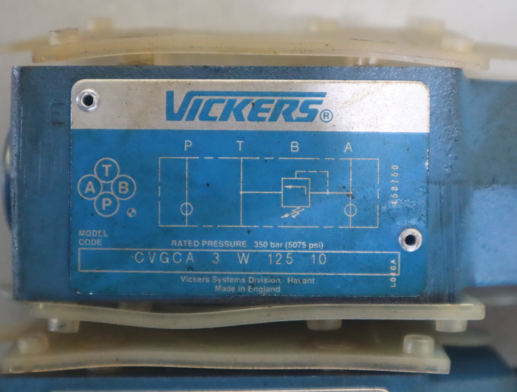 CVGCA 3 W 125 10 468760 美国威格士VICKERS 节流阀