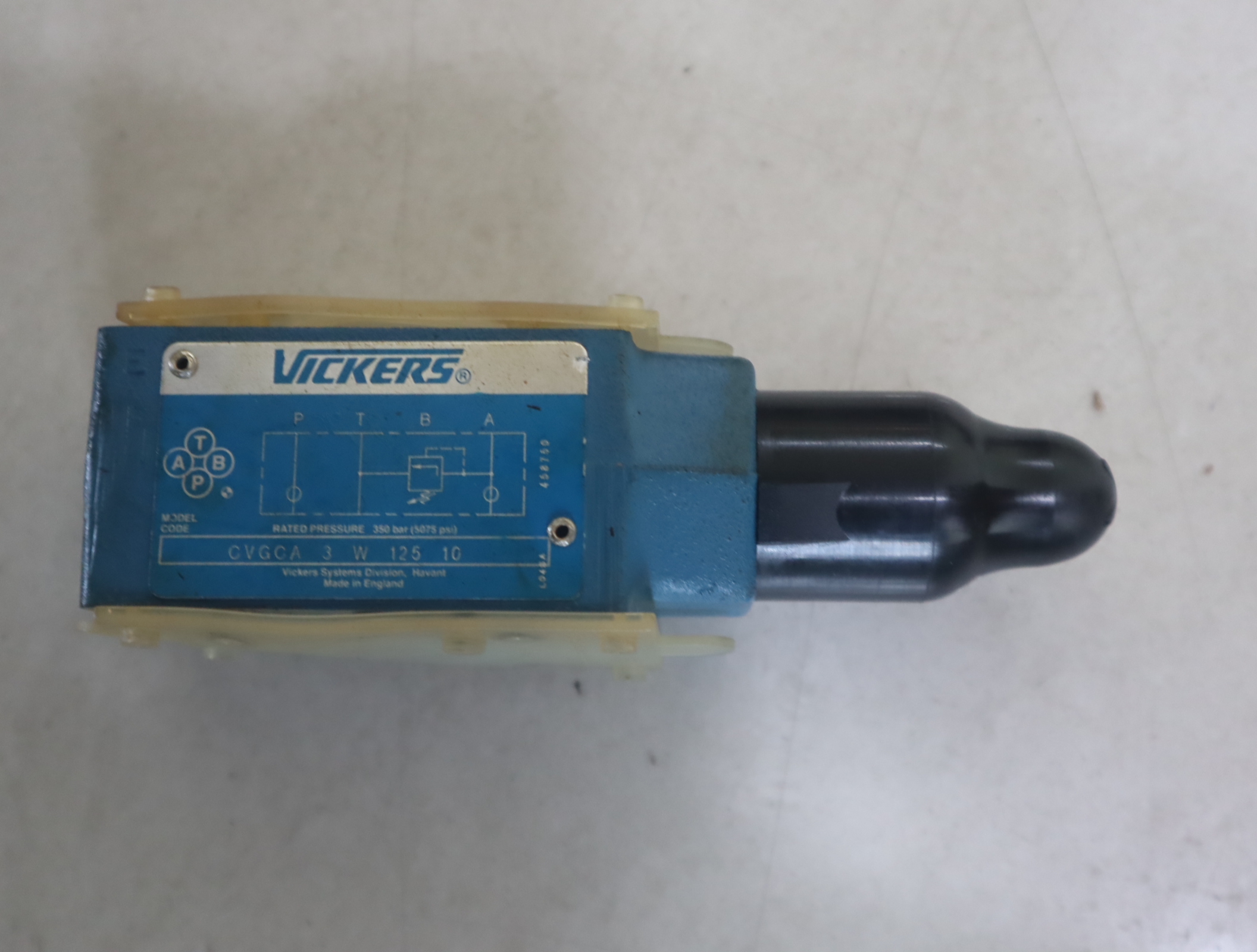 CVGCA 3 W 125 10 468760 美国威格士VICKERS 节流阀