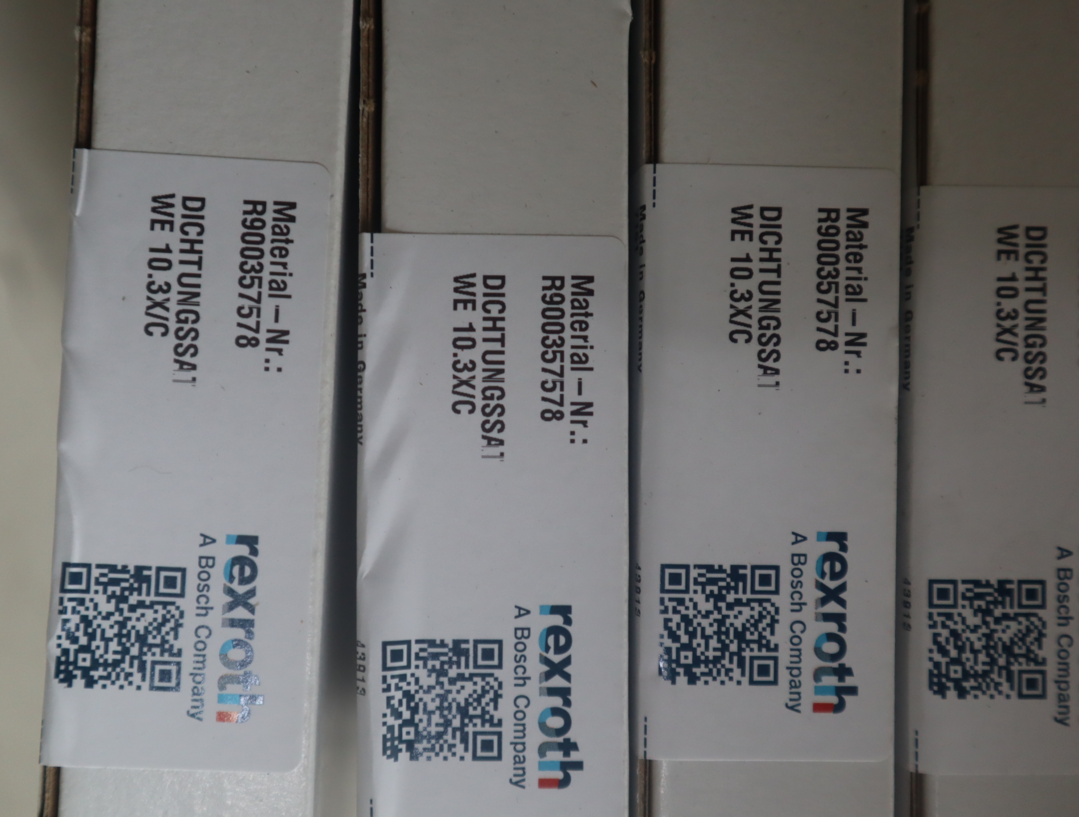 R900357578 WE 10.3X/C DICHTUNGSSSAT 力士乐REXROTH 密封套件