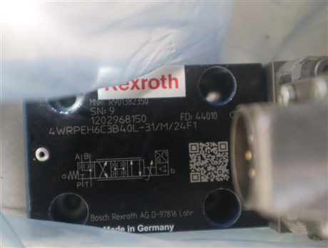 4WRPEH6C3B40L-3X/M/24F1 R901382350 德国力士乐REXROTH比例阀