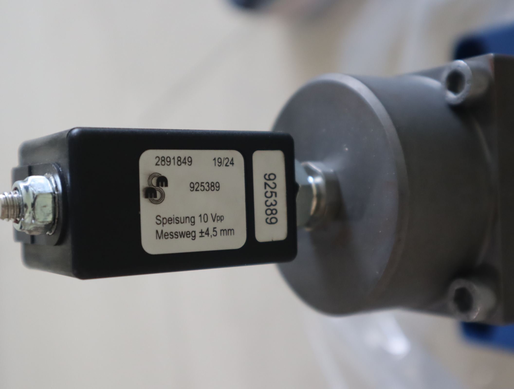 R900915814 2FRE16-43/160LBK4M 德国力士乐REXROTH比例流量阀