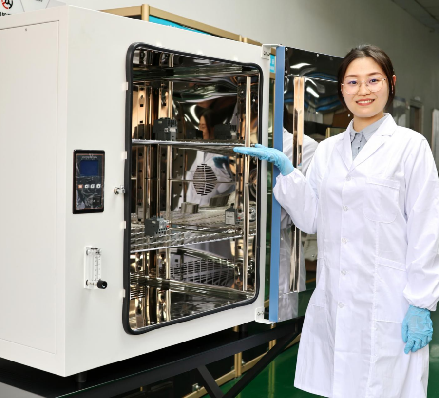 恒温干燥试验箱