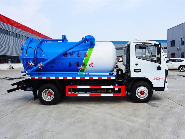 下水管道疏通 淤泥处理 自吸自排式5方吸污车 真空泵 吸程10米深度