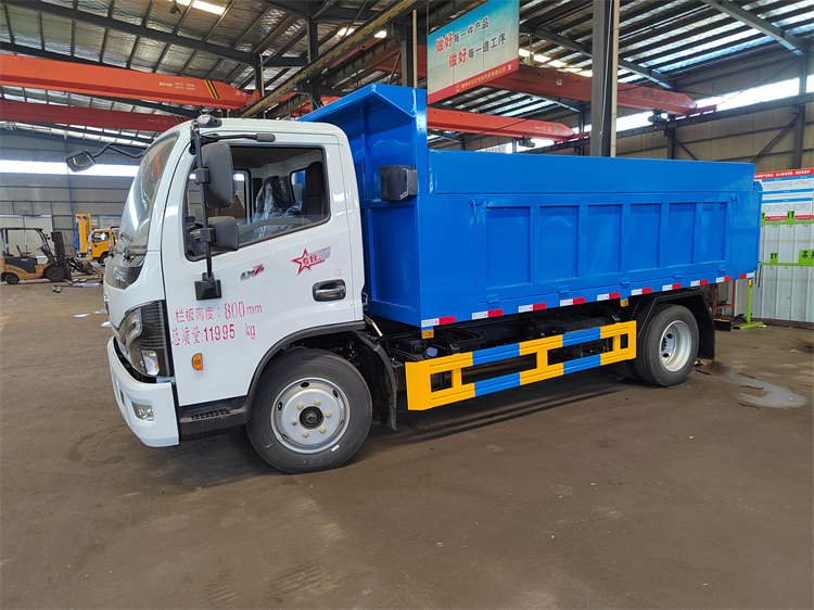 碳钢箱体总容积达到5方粪便运输车 5吨粪肥自卸车 7吨固粪清运车