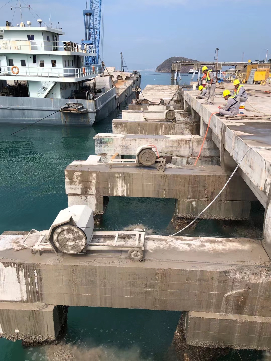 珠海水下混凝土围堰切割