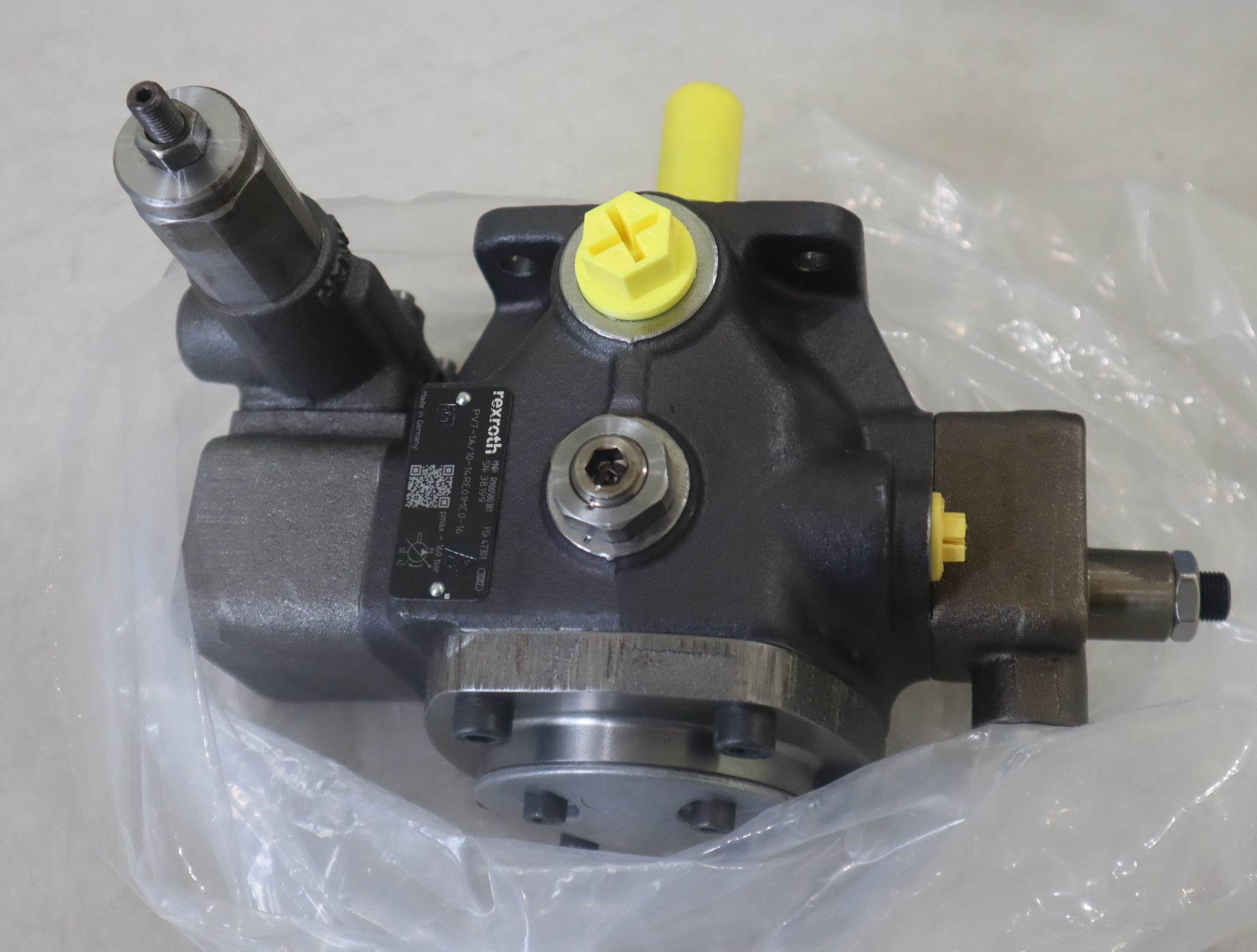 R900580381 PV7-1A/10-14RE01MC0-16 德国力士乐REXROTH叶片泵