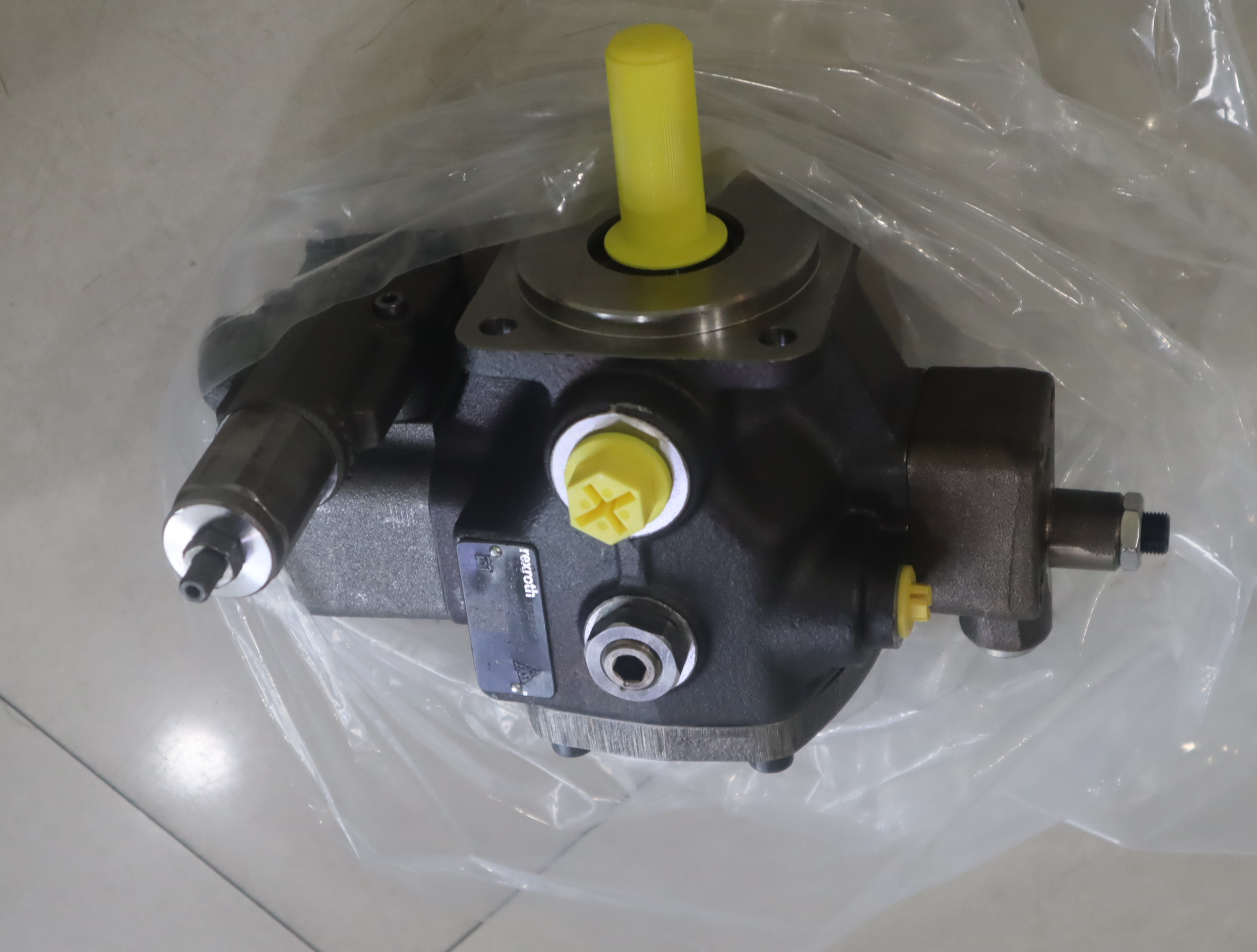 R900580381 PV7-1A/10-14RE01MC0-16 德国力士乐REXROTH叶片泵