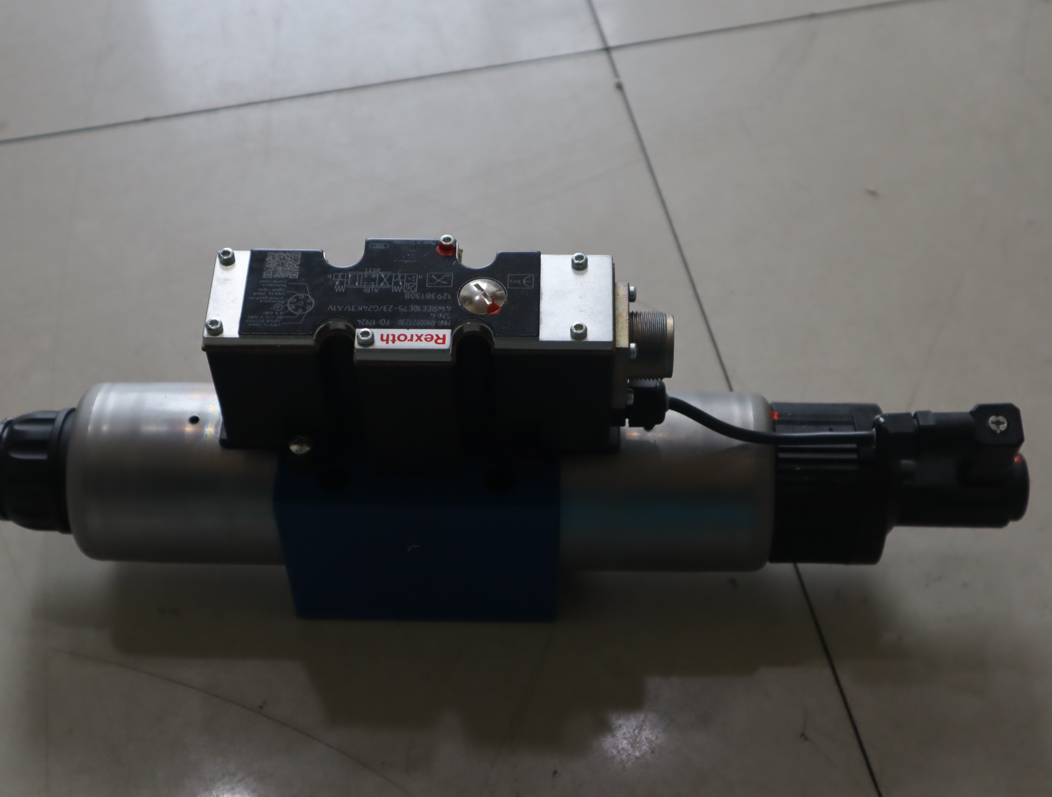 4WREE10E75-23/G24K31/A1V R900927230 德国力士乐REXROTH比例阀