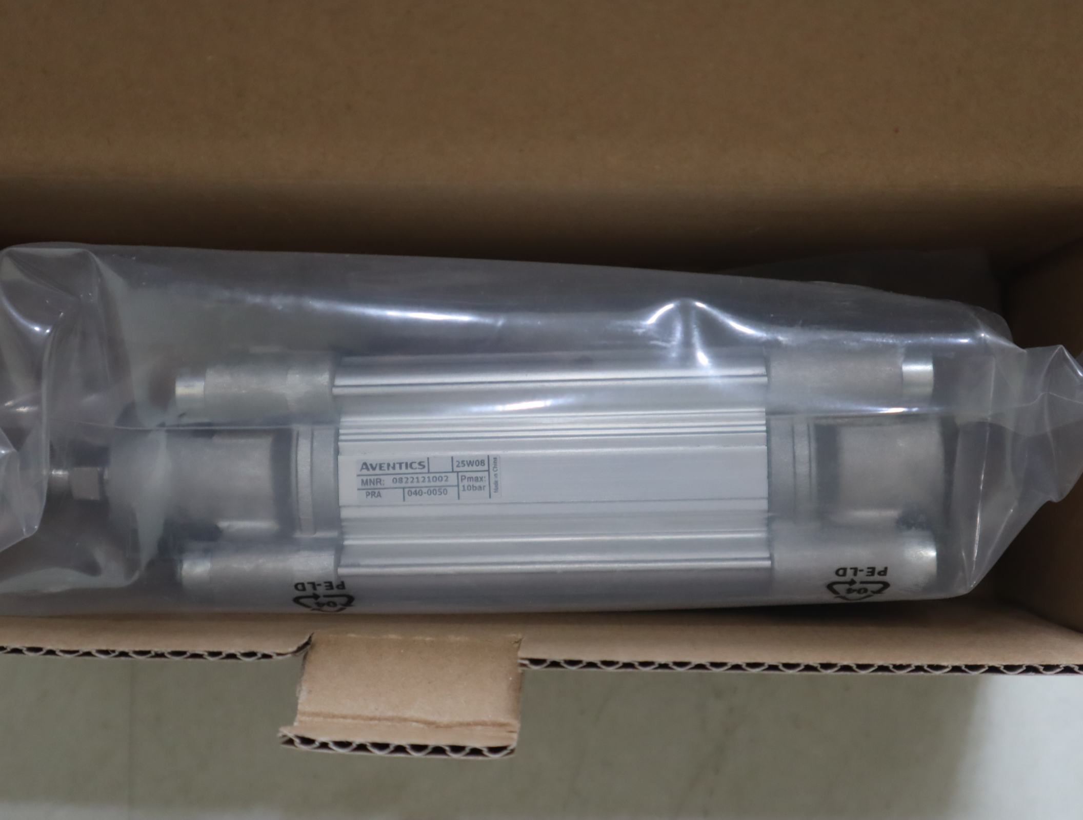 0822121002 040-0050 安沃驰AVENTICS气缸 PRA-DA-040-0050-0322