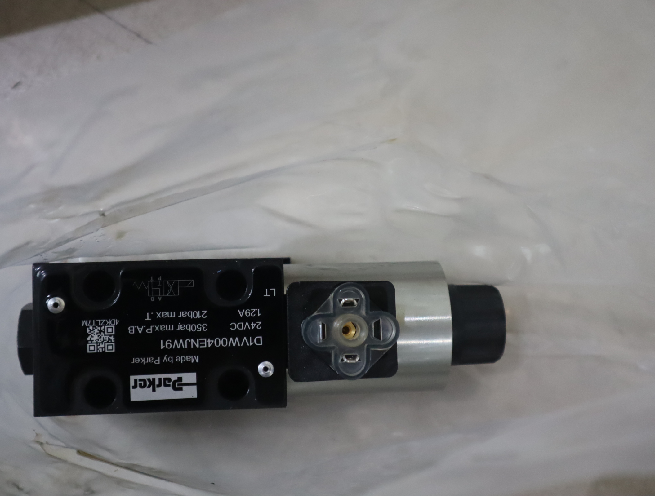 SD1VW004ENJW 美国派克PARKER电磁阀 D1VW004ENJW91