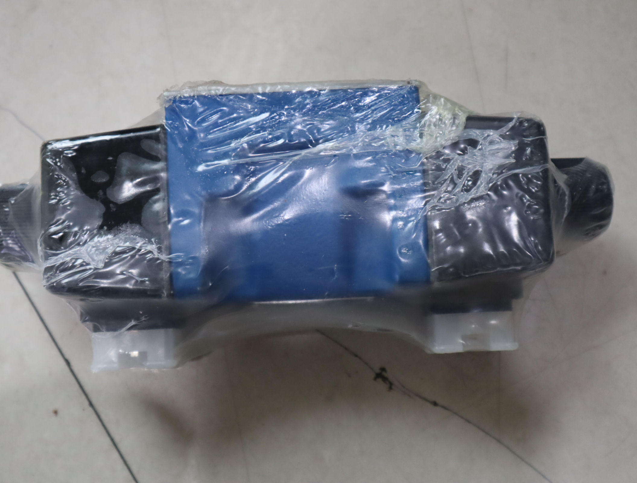 4WE10J5X/EW230N9K4/M R901483526 德国力士乐REXROTH电磁阀