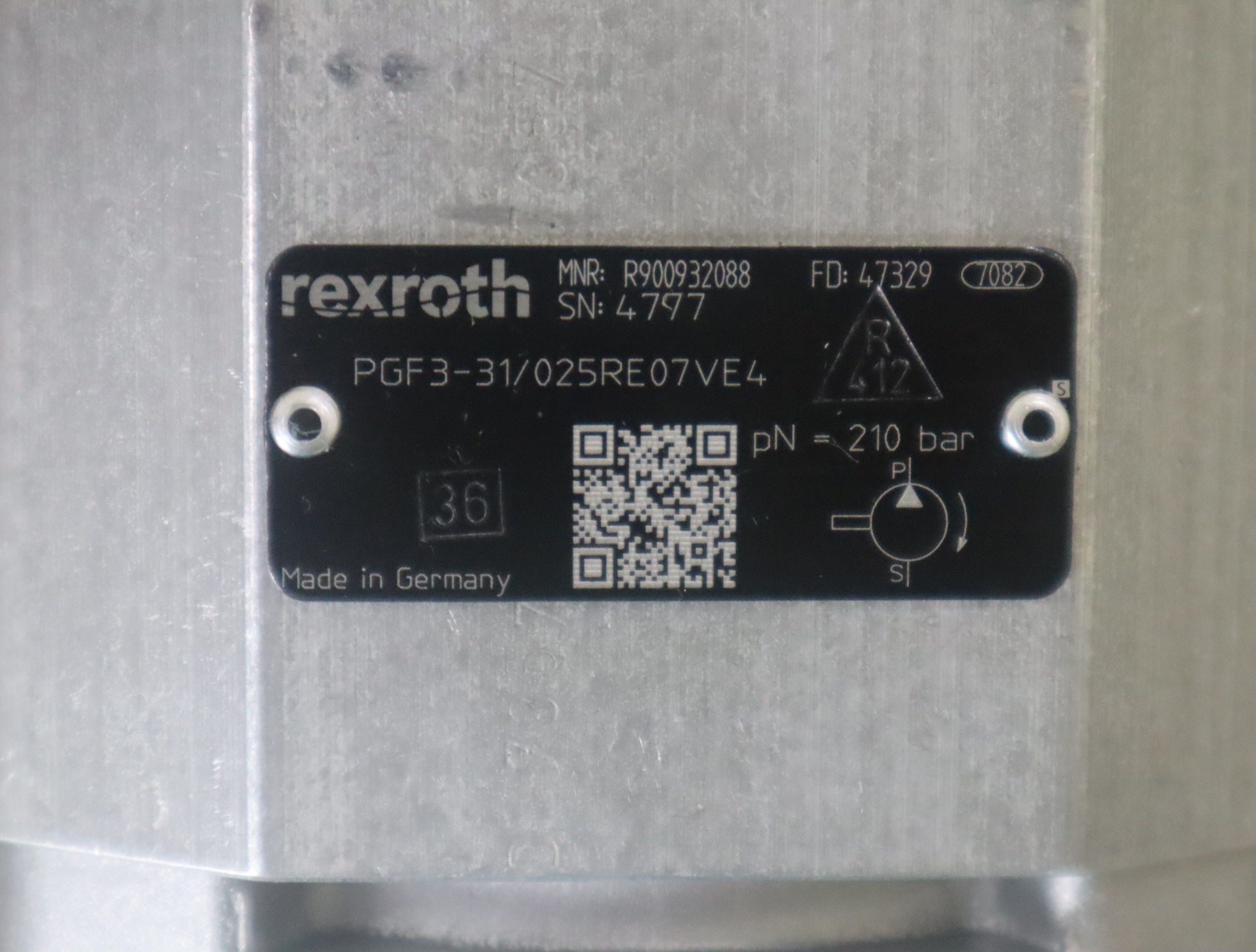 PGF3-3X/025RE07VE4 R900932088 德国REXROTH力士乐齿轮泵