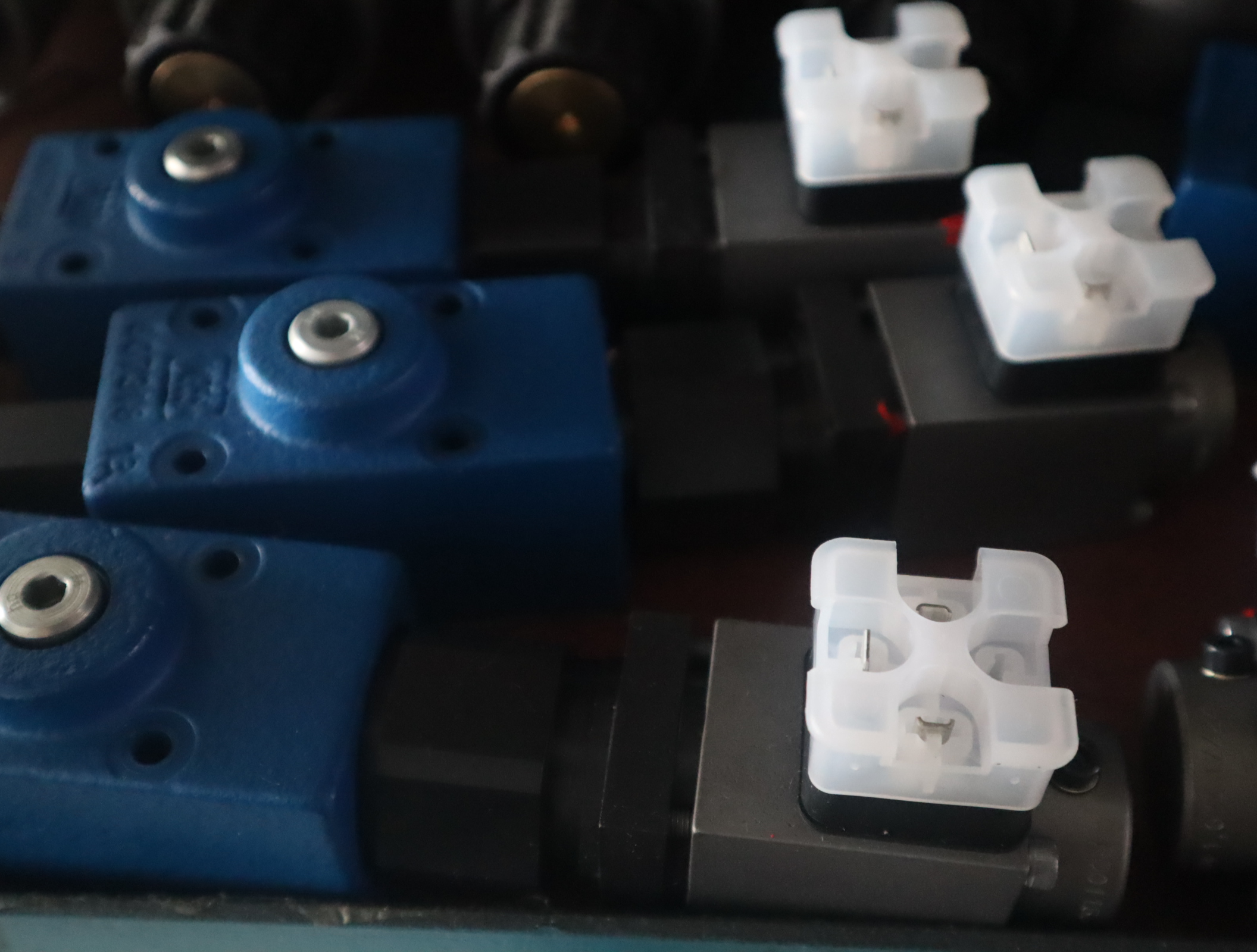 DRE6-1X/210MG24K4M R900928873 德国力士乐REXROTH比例阀