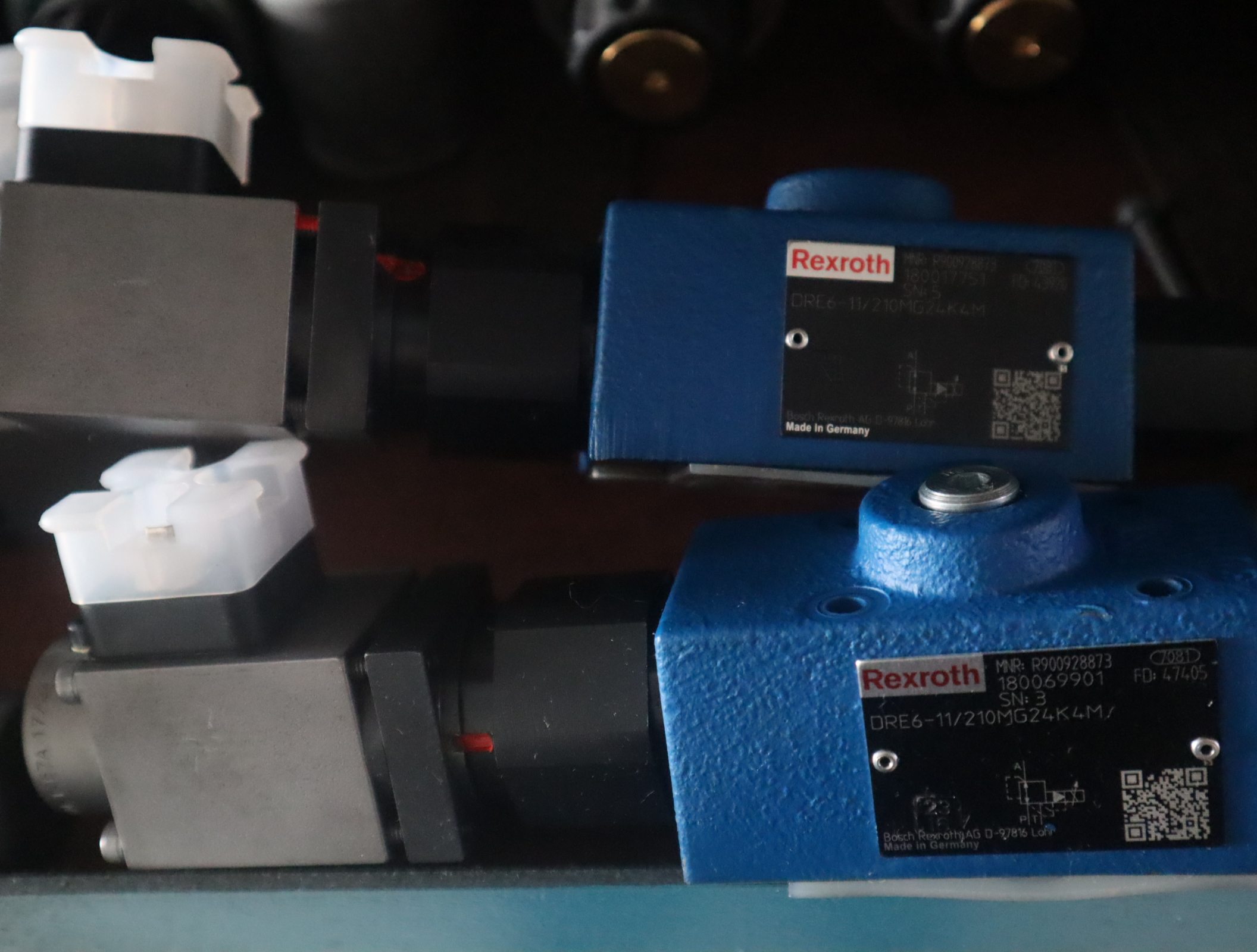 DRE6-1X/210MG24K4M R900928873 德国力士乐REXROTH比例阀