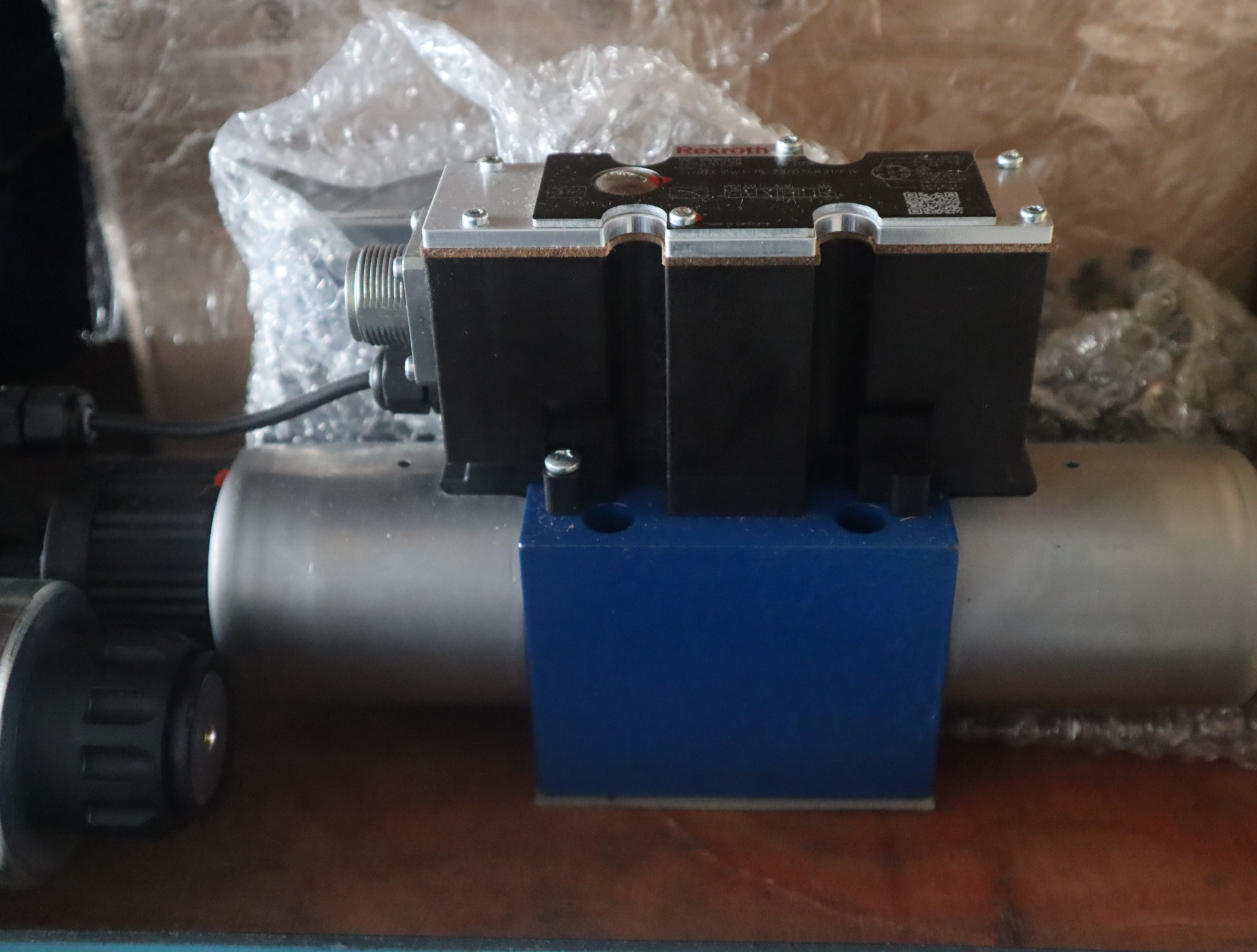 4WREE10W1-75-22/G24K31/F1V R900976119 力士乐REXROTH比例阀